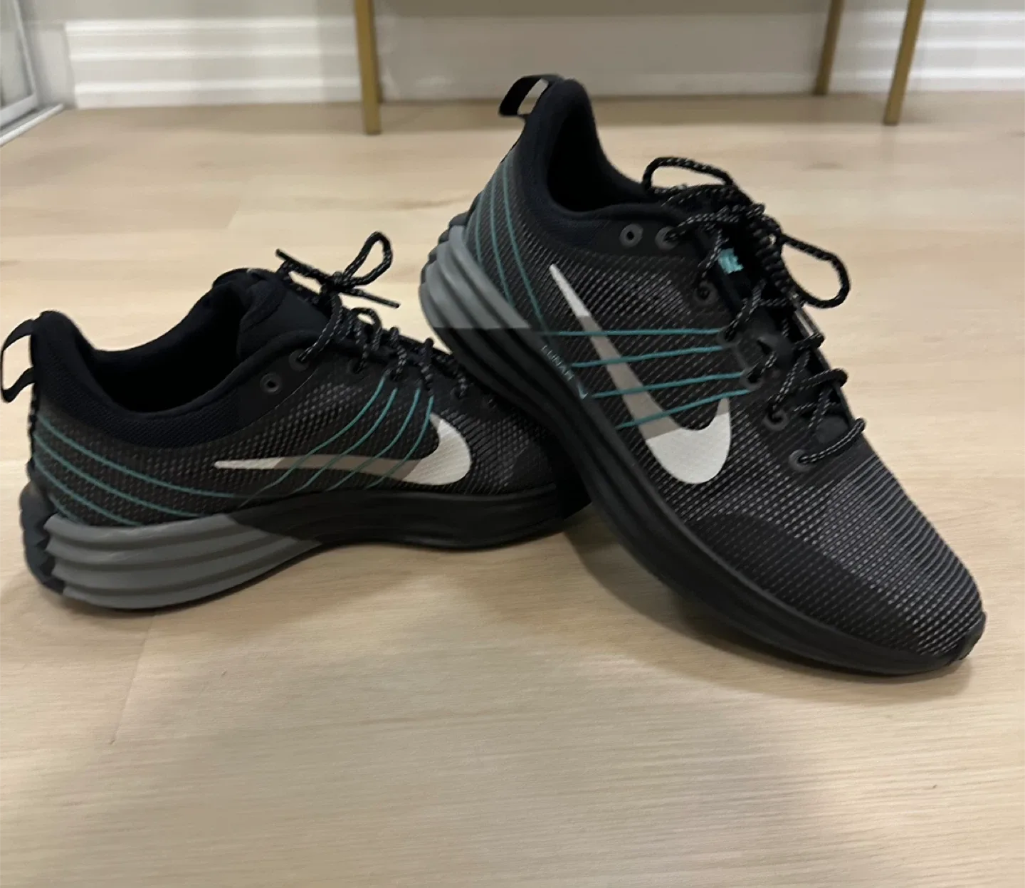 $60-NEW-Mens Nike Running Shoes image indicator(4)