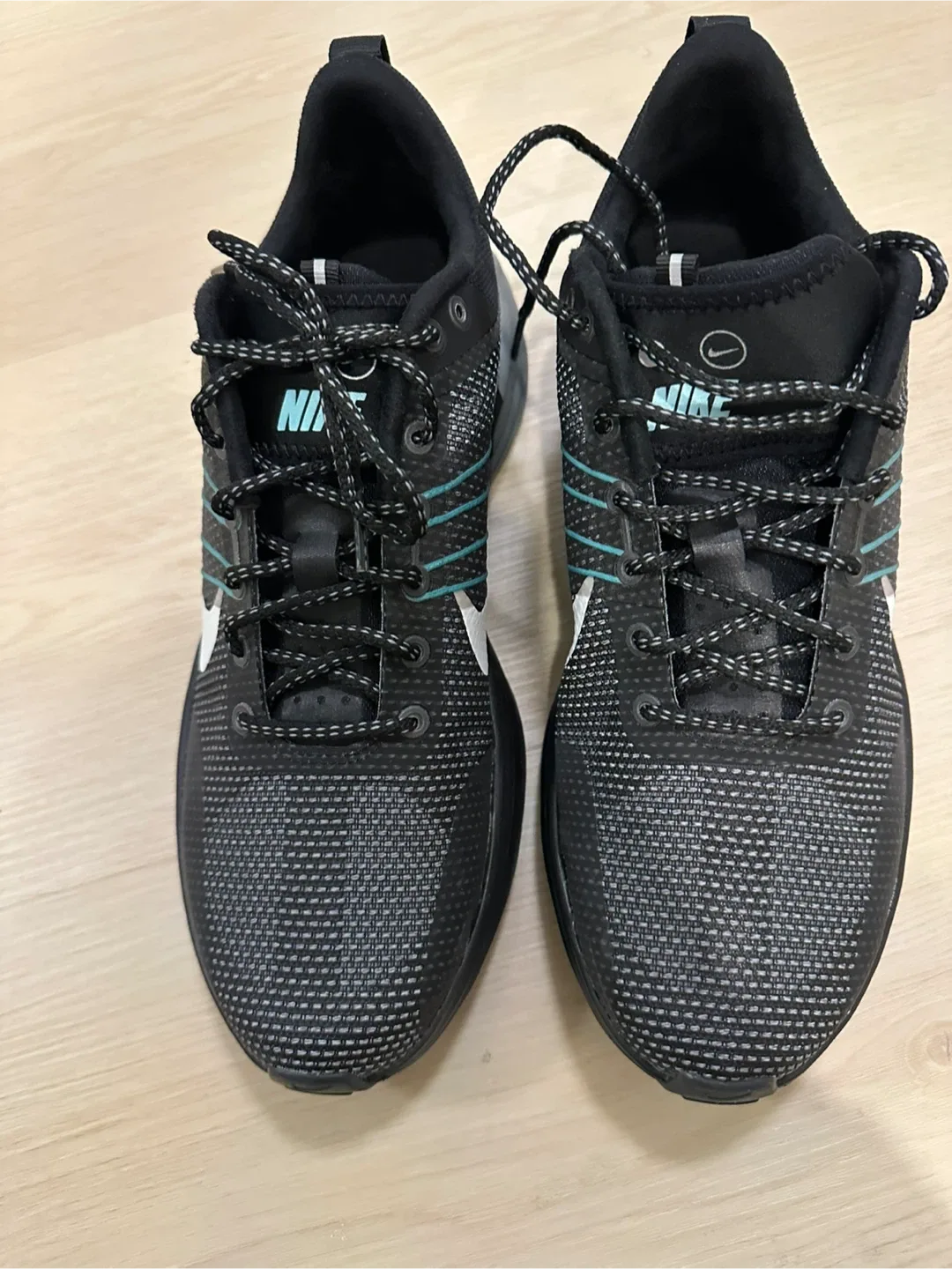 $60-NEW-Mens Nike Running Shoes image indicator(3)