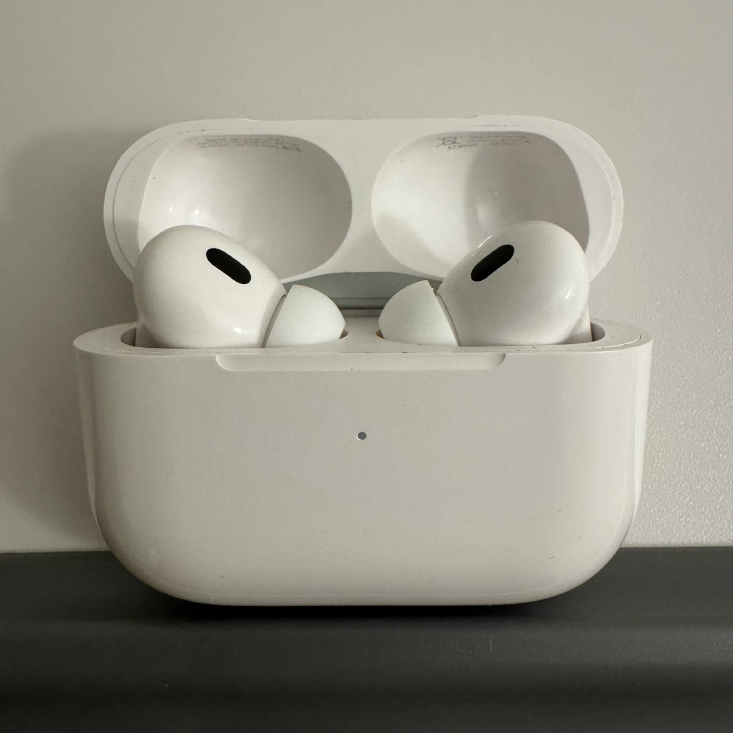 Bluetooth earbuds