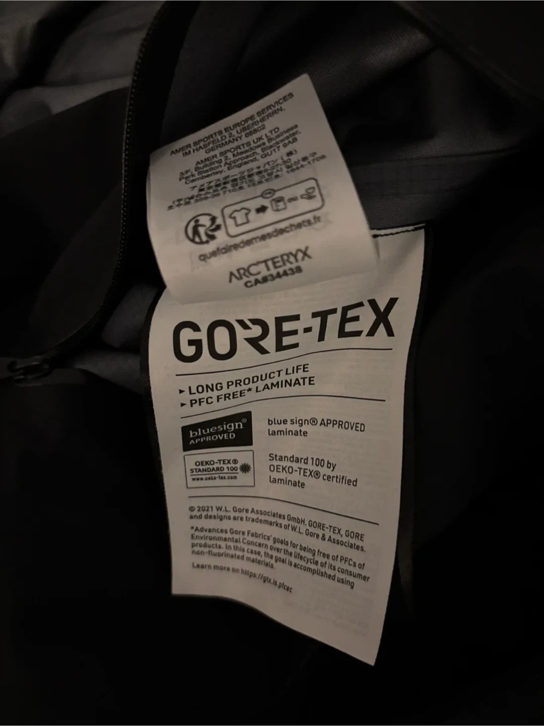 Arcteryx Beta SL men's Black L image indicator(7)