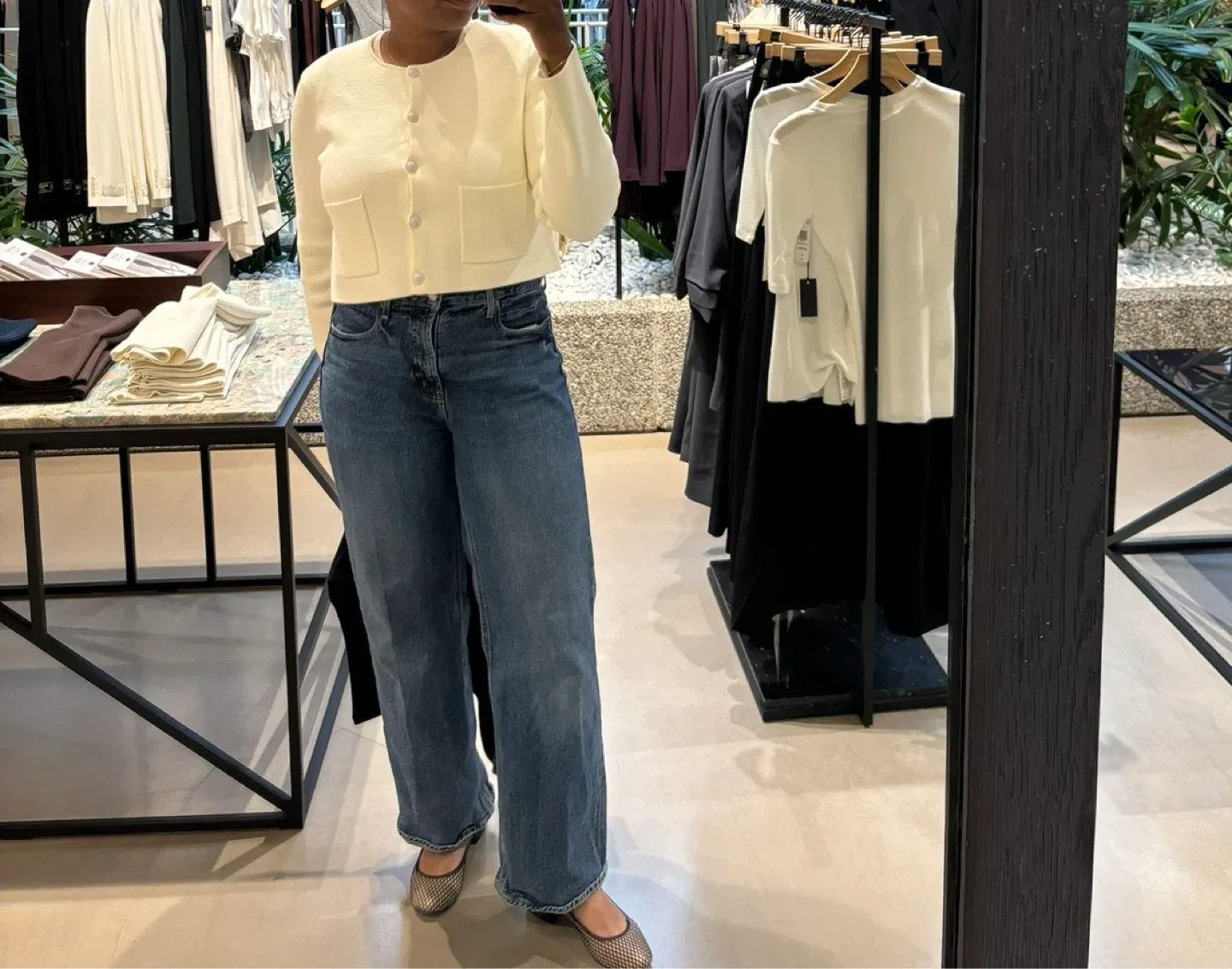 Aritzia Babaton Notable Cardigan image indicator(3)