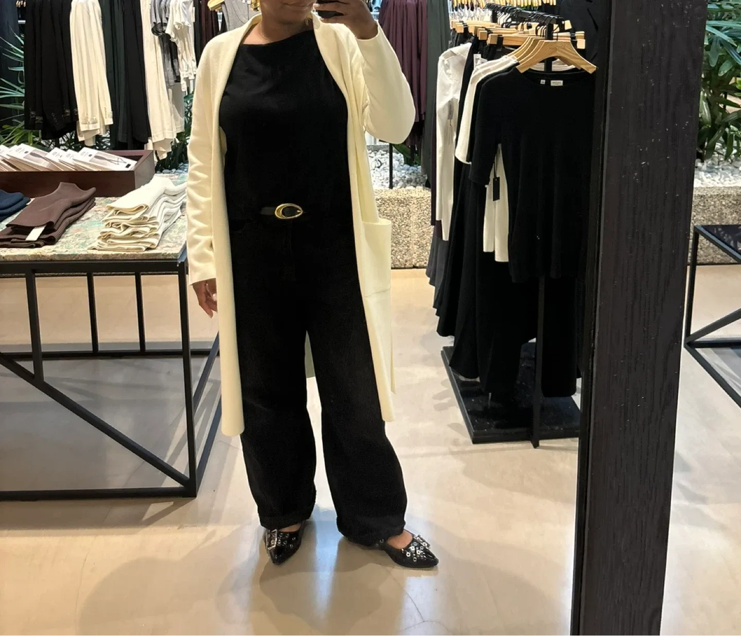 Aritzia Babaton Ty Cardigan - Light Birch image indicator(3)