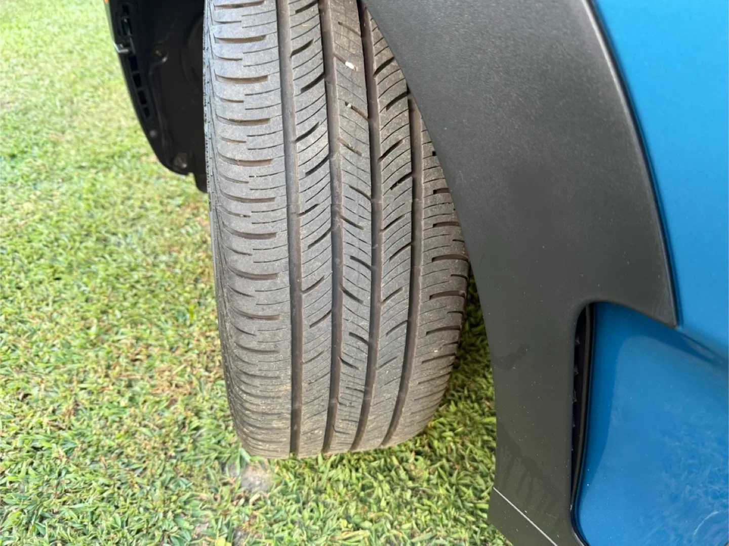 Mini Cooper S Clubman - Blue image indicator(10)