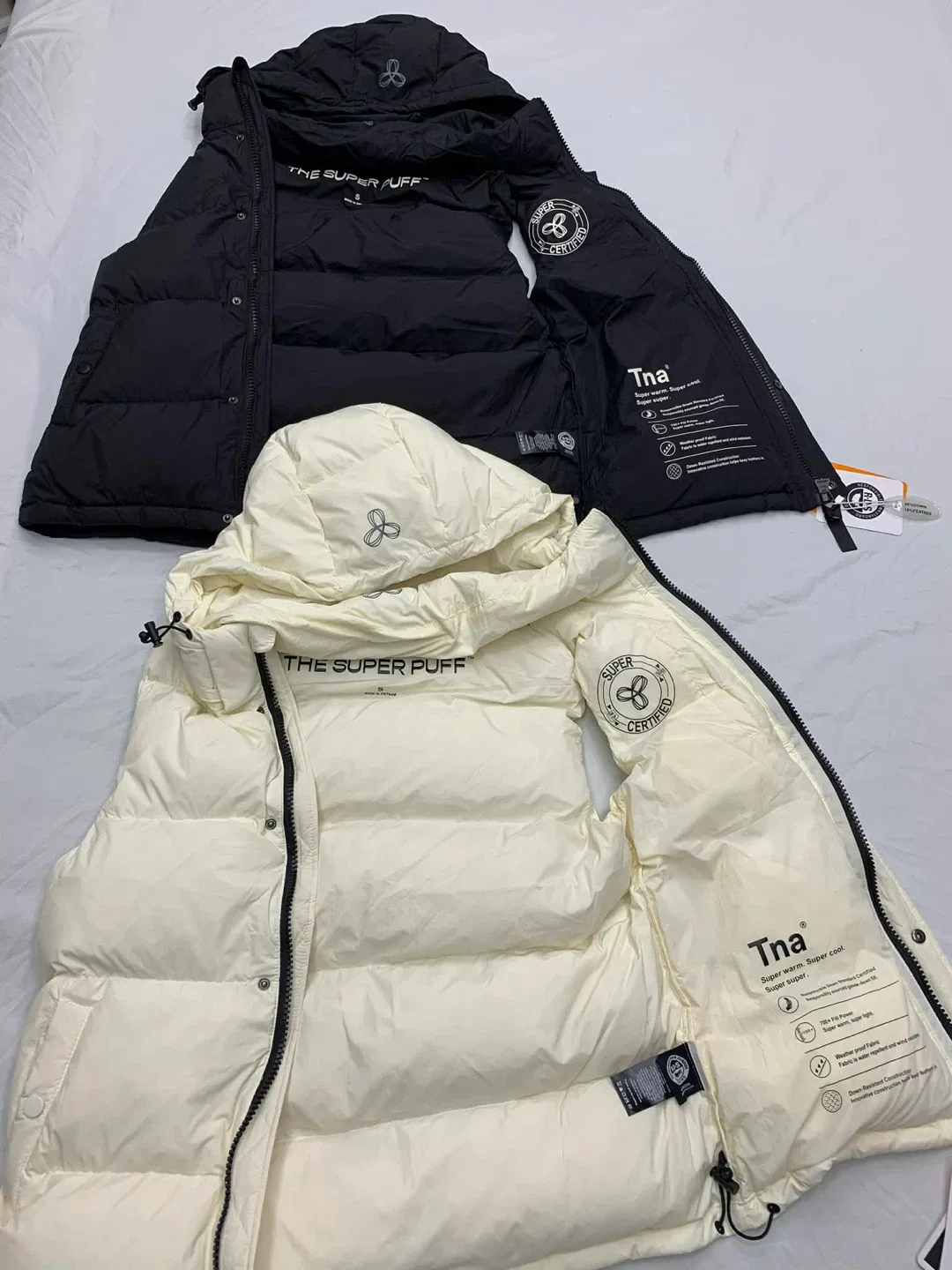 TNA Super Puff Vest - Black & Cream image indicator(3)