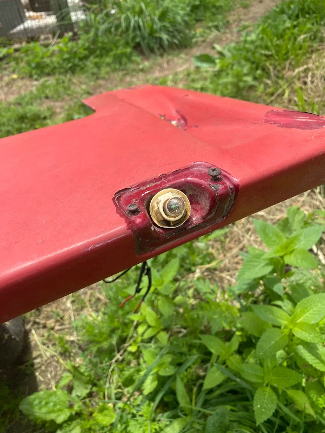 Red Lund Truck visor 88-98 C/K trucks image indicator(6)