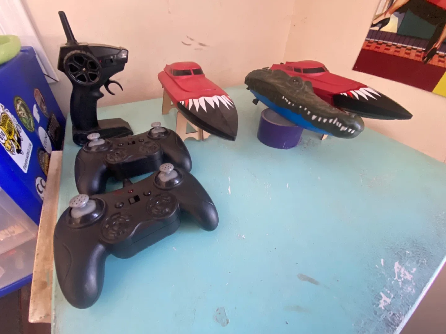 Remote Control Speed Boats & Alligator image indicator(2)