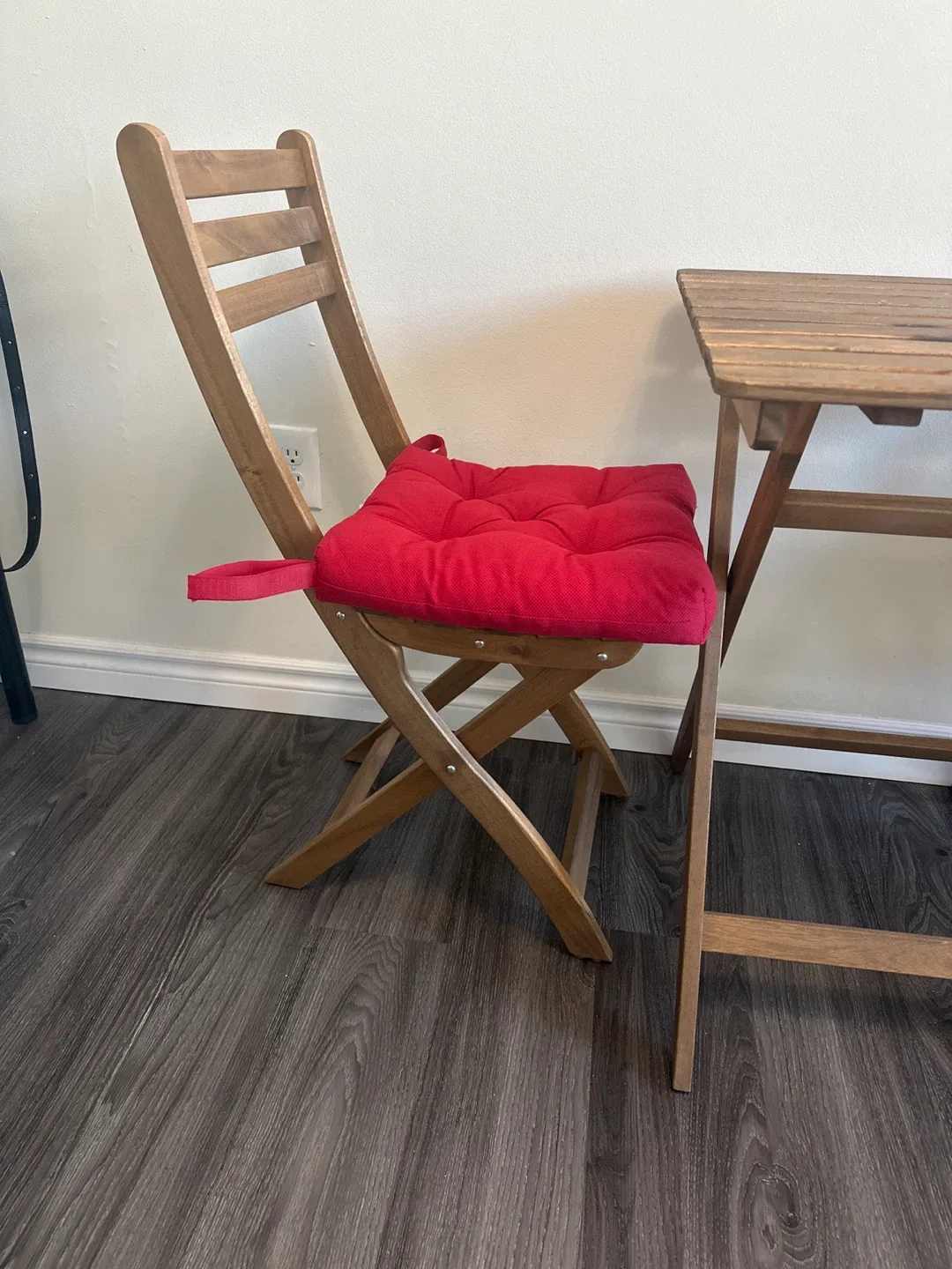 IKEA Askholmen Bistro Set - Table & 2 Chairs image indicator(2)