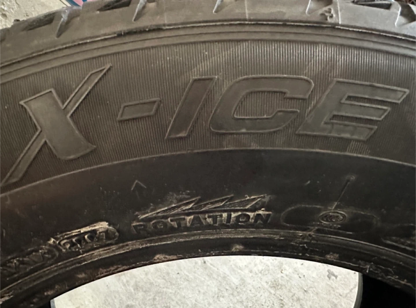 Michelin X-Ice Snow Tires - 225/60R16 - photo 3