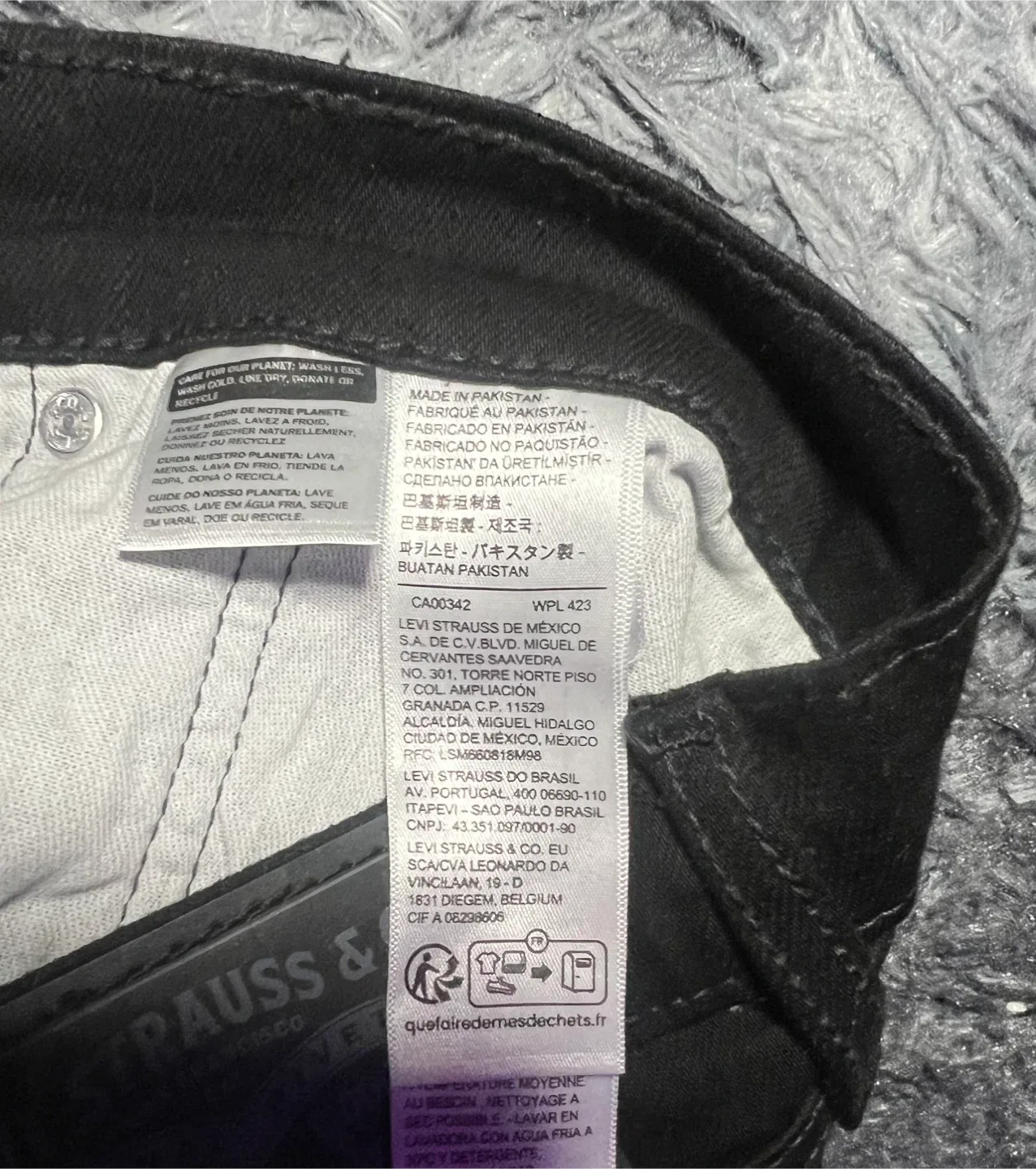 Levi's 502 Taper Fit Jeans image indicator(3)