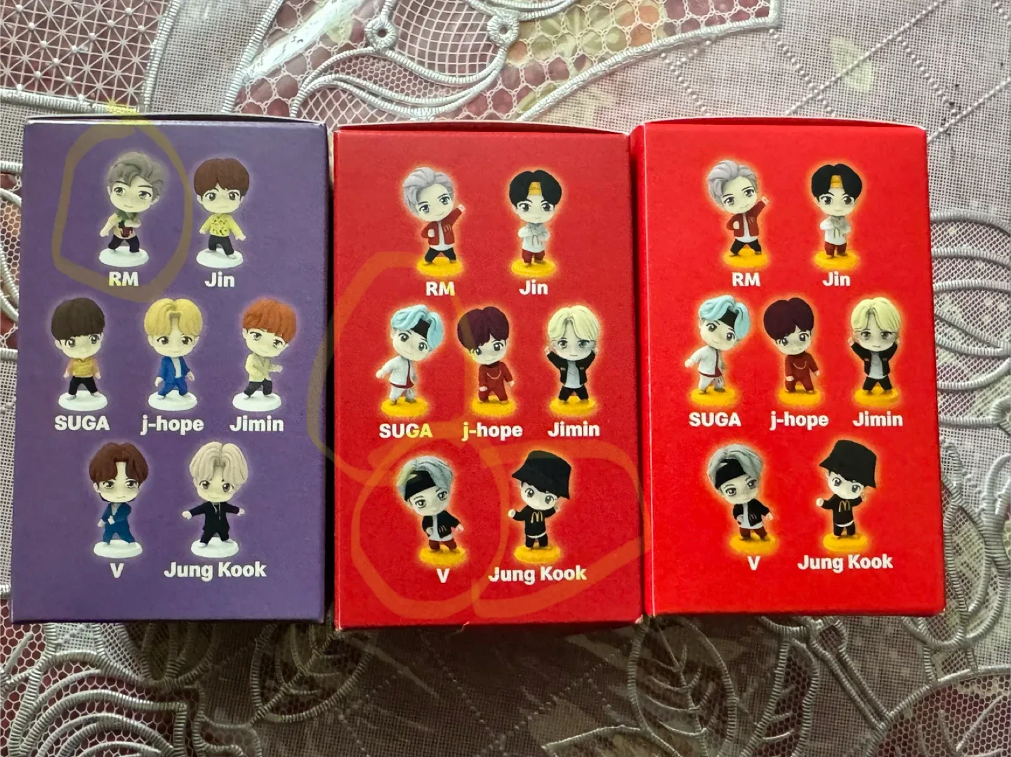 McDonald's TinyTAN BTS Figures - New in Box! image indicator(3)