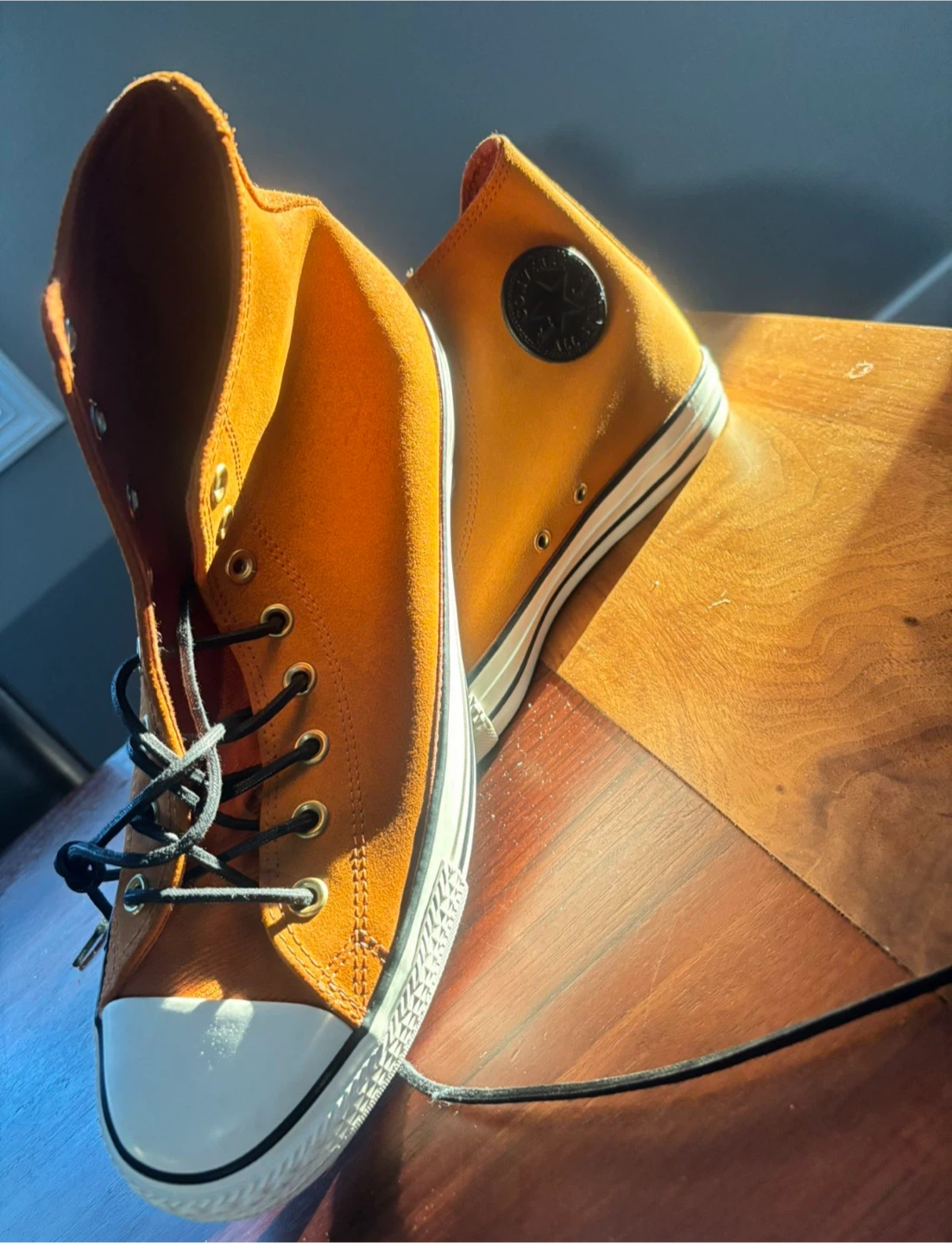 Converse