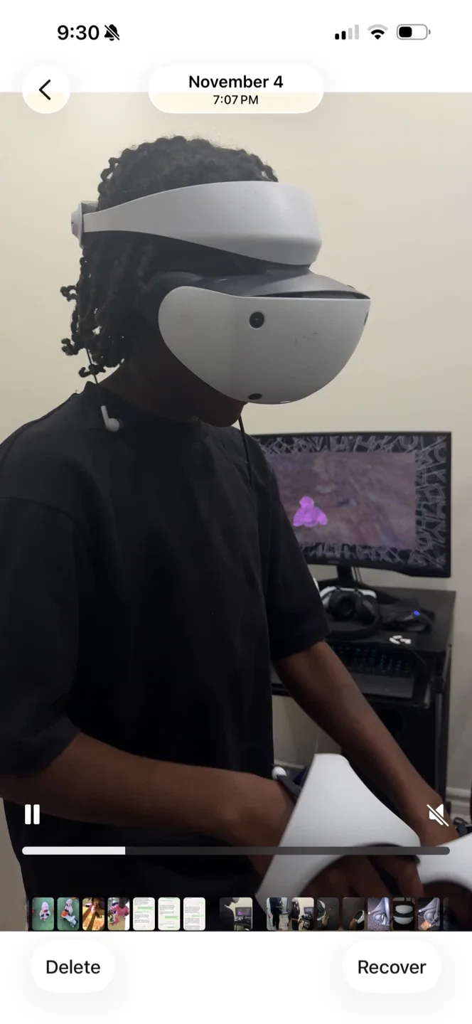 PlayStation VR2 Headset image indicator(5)