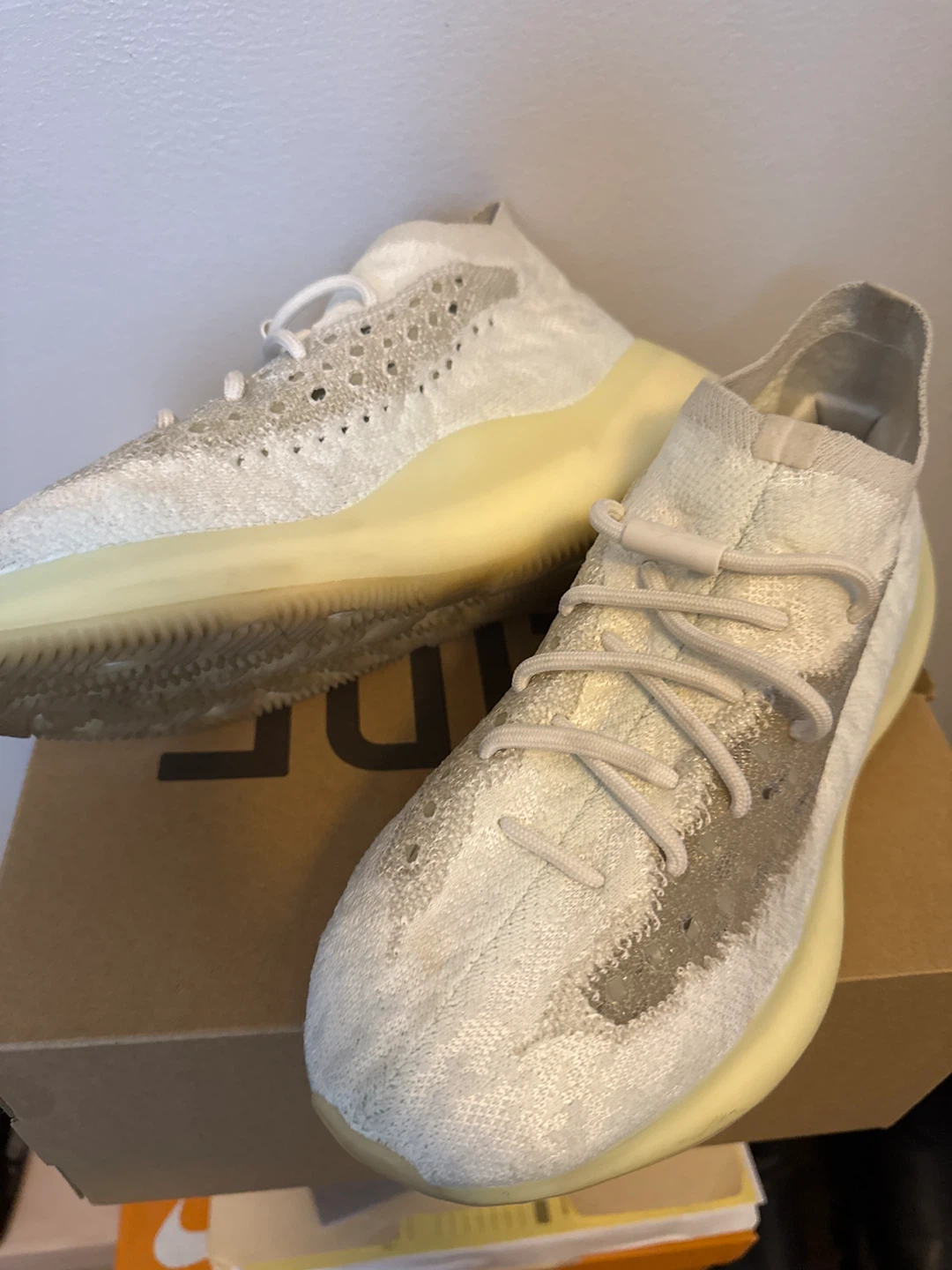 Adidas Yeezy Boost 380 - photo 2