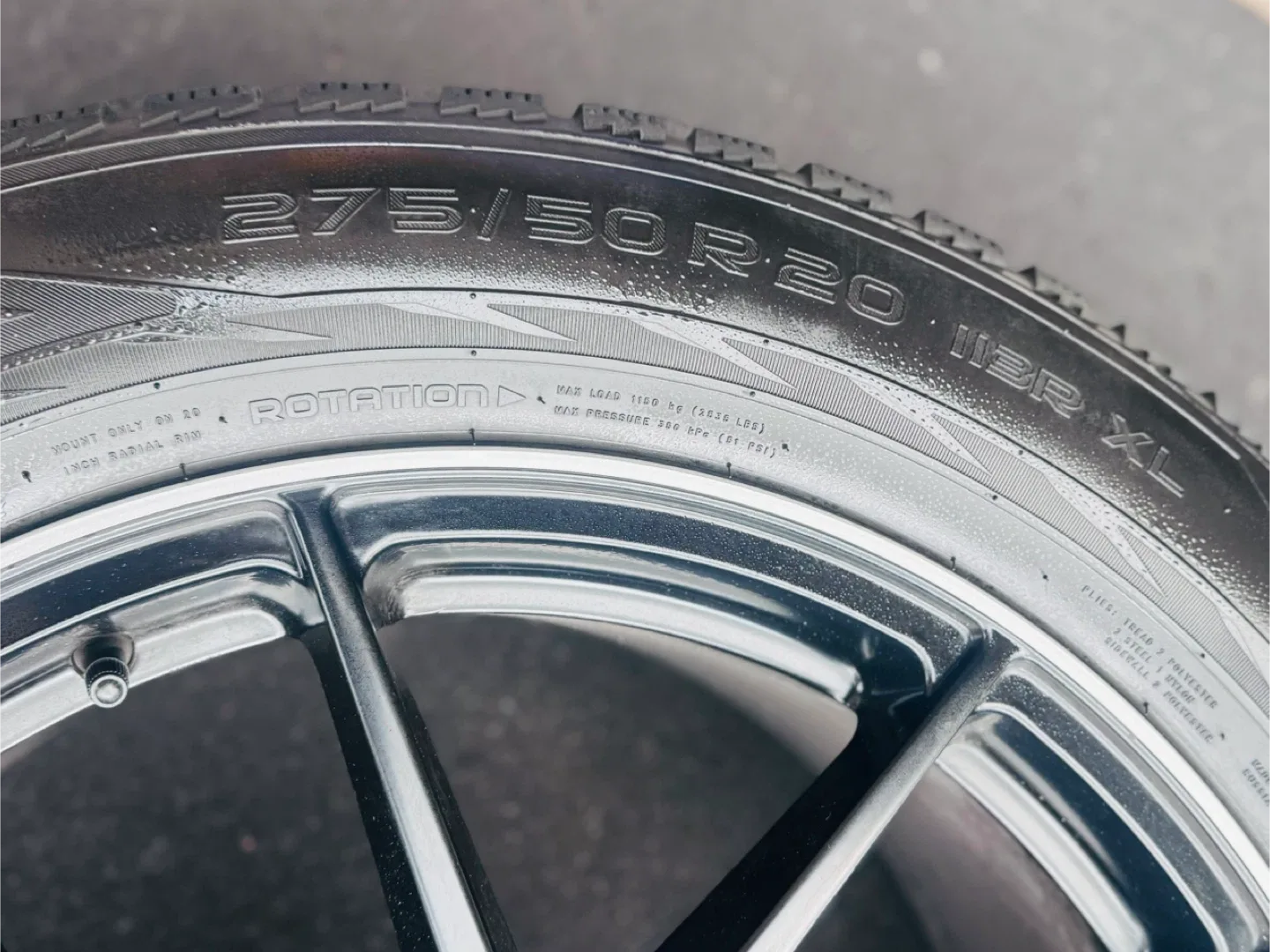 ❄️ NOKIAN Winter Tire & Rim Set – Ready for the Season ❄️ image indicator(5)