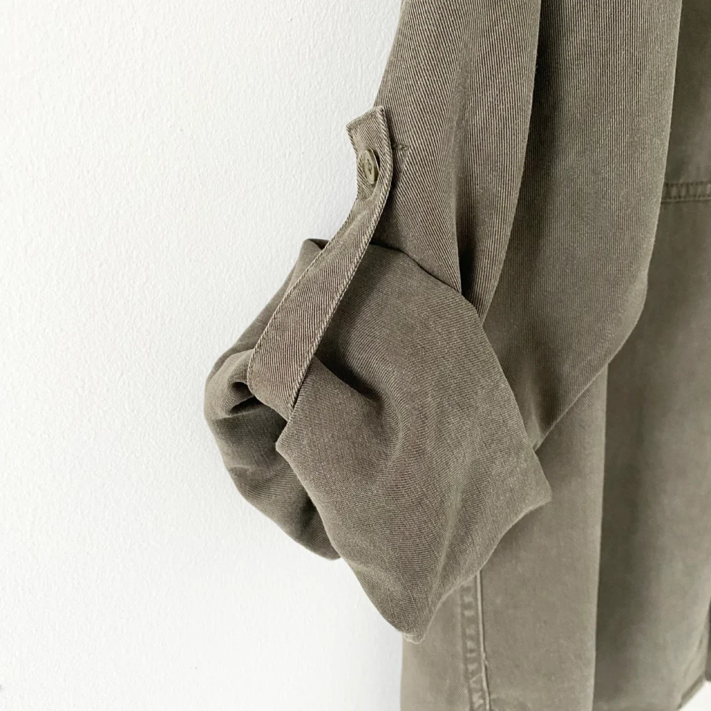 Aritzia Babaton Utility Shirt image indicator(5)