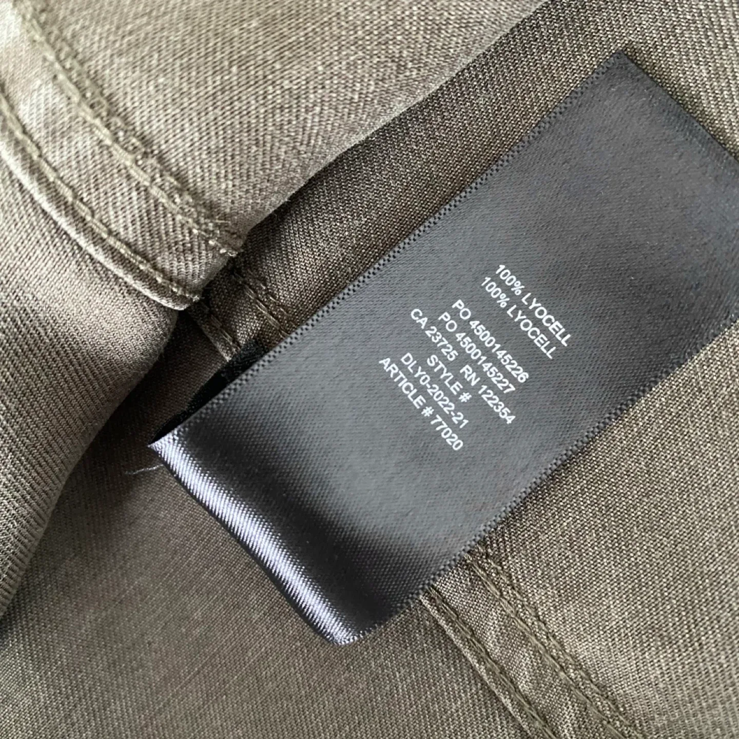 Aritzia Babaton Utility Shirt image indicator(8)