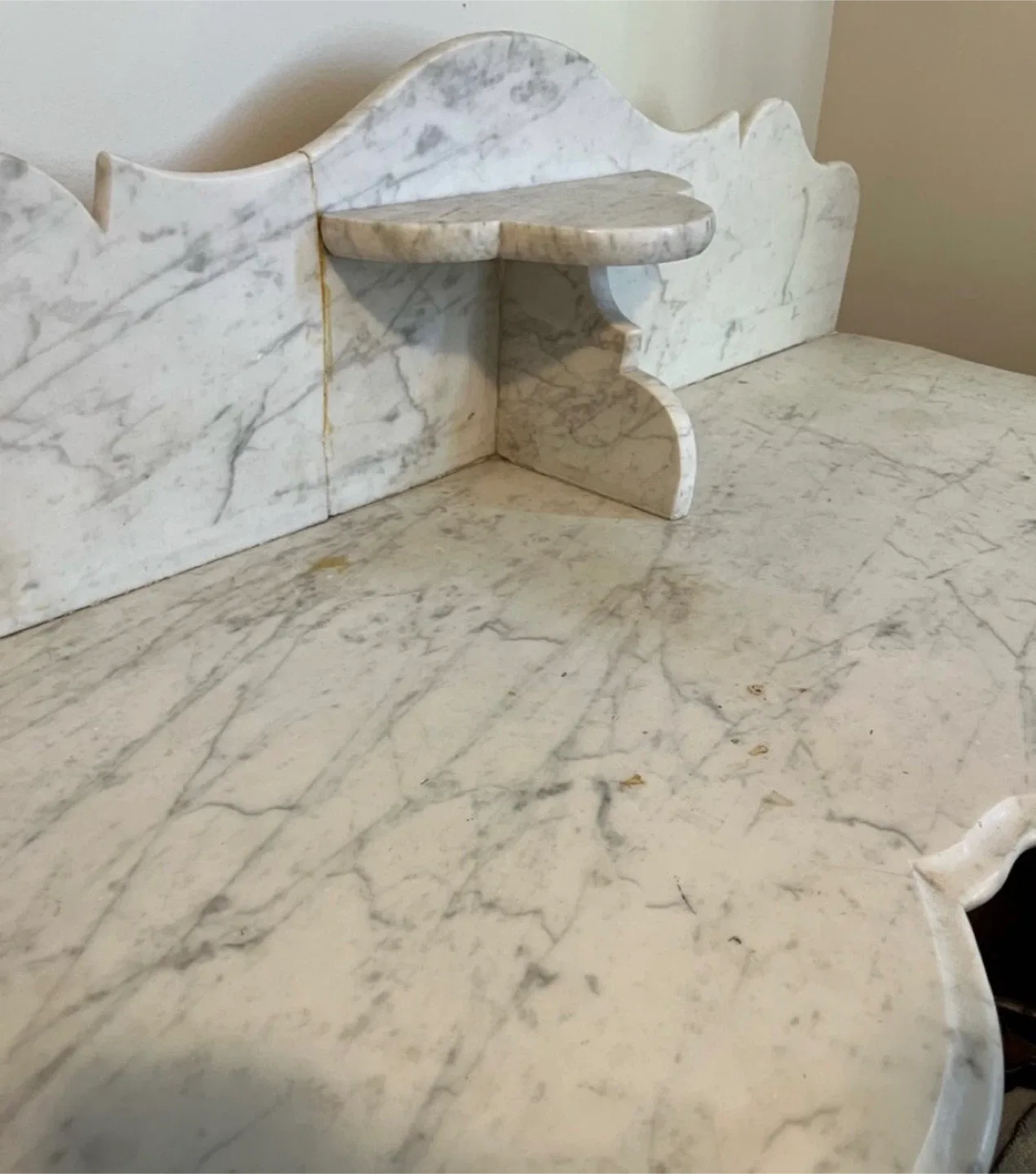 Marble top vanity image indicator(2)