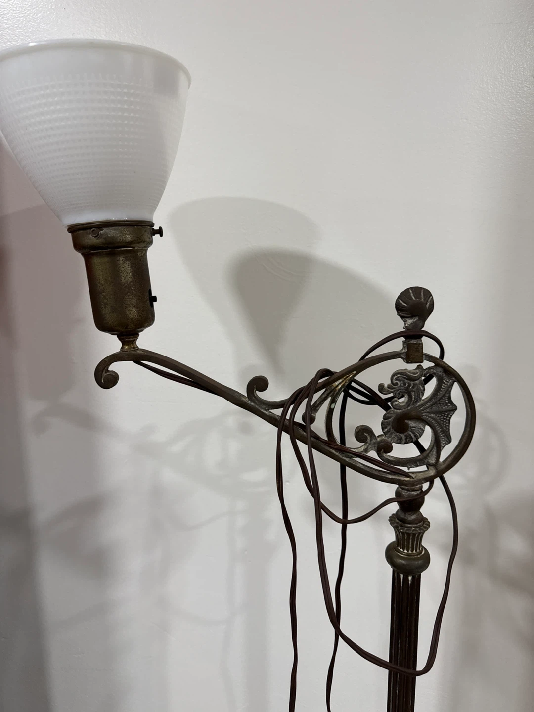 Vintage Style Floor Lamp / cast iron - photo 2