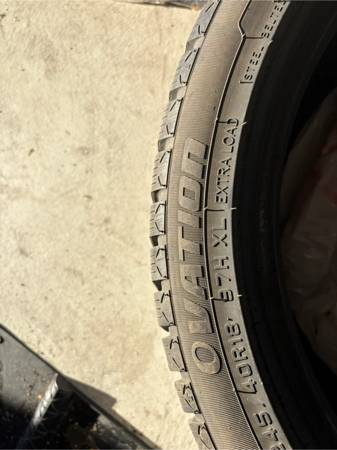 Ovation Winter Tires 245/40R18 97H XL image indicator(4)