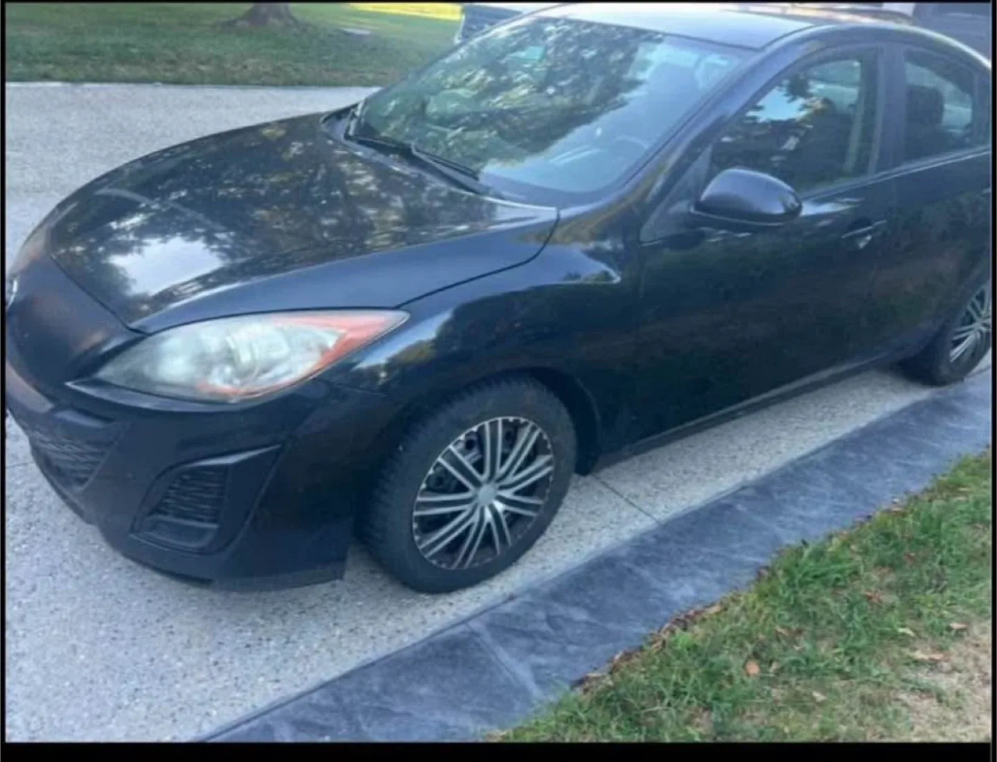 2011 Mazda 3 image indicator(3)