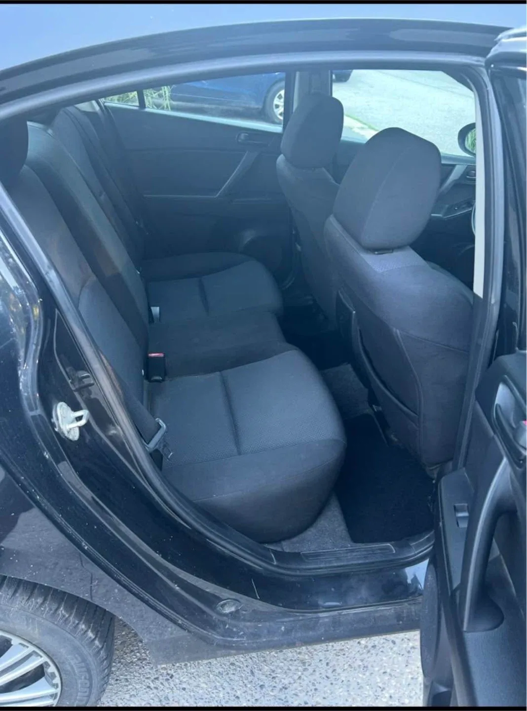 2011 Mazda 3 image indicator(5)