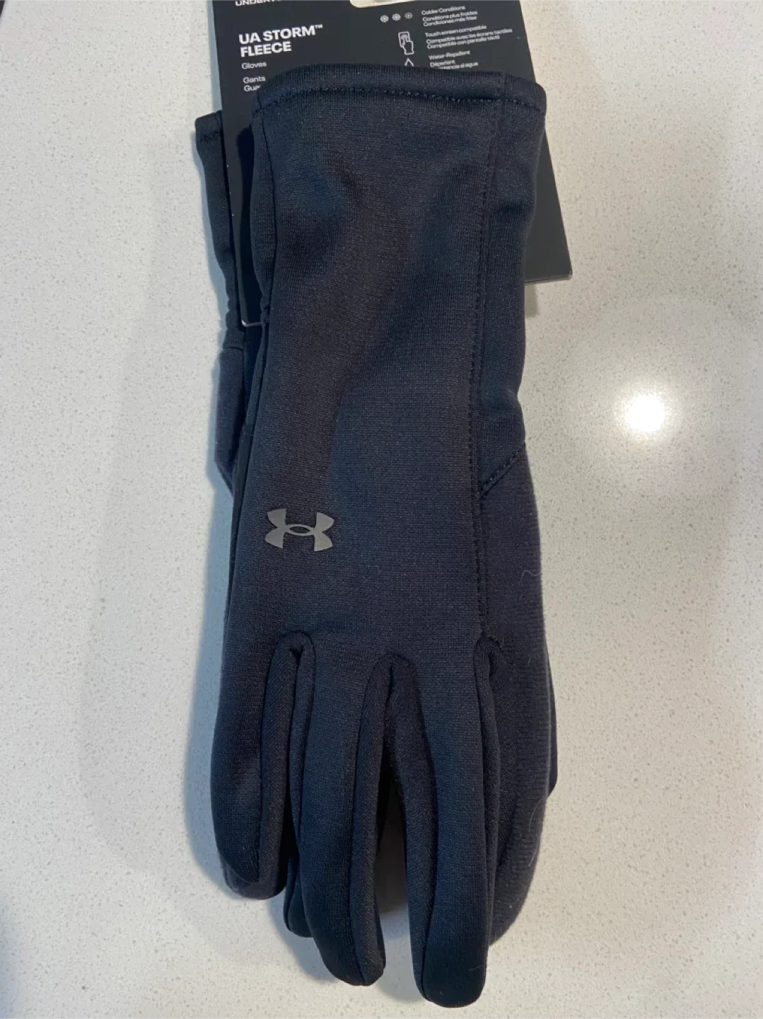 NEW Ladies Under Armour UA Storm Fleece Gloves - Small image indicator(3)