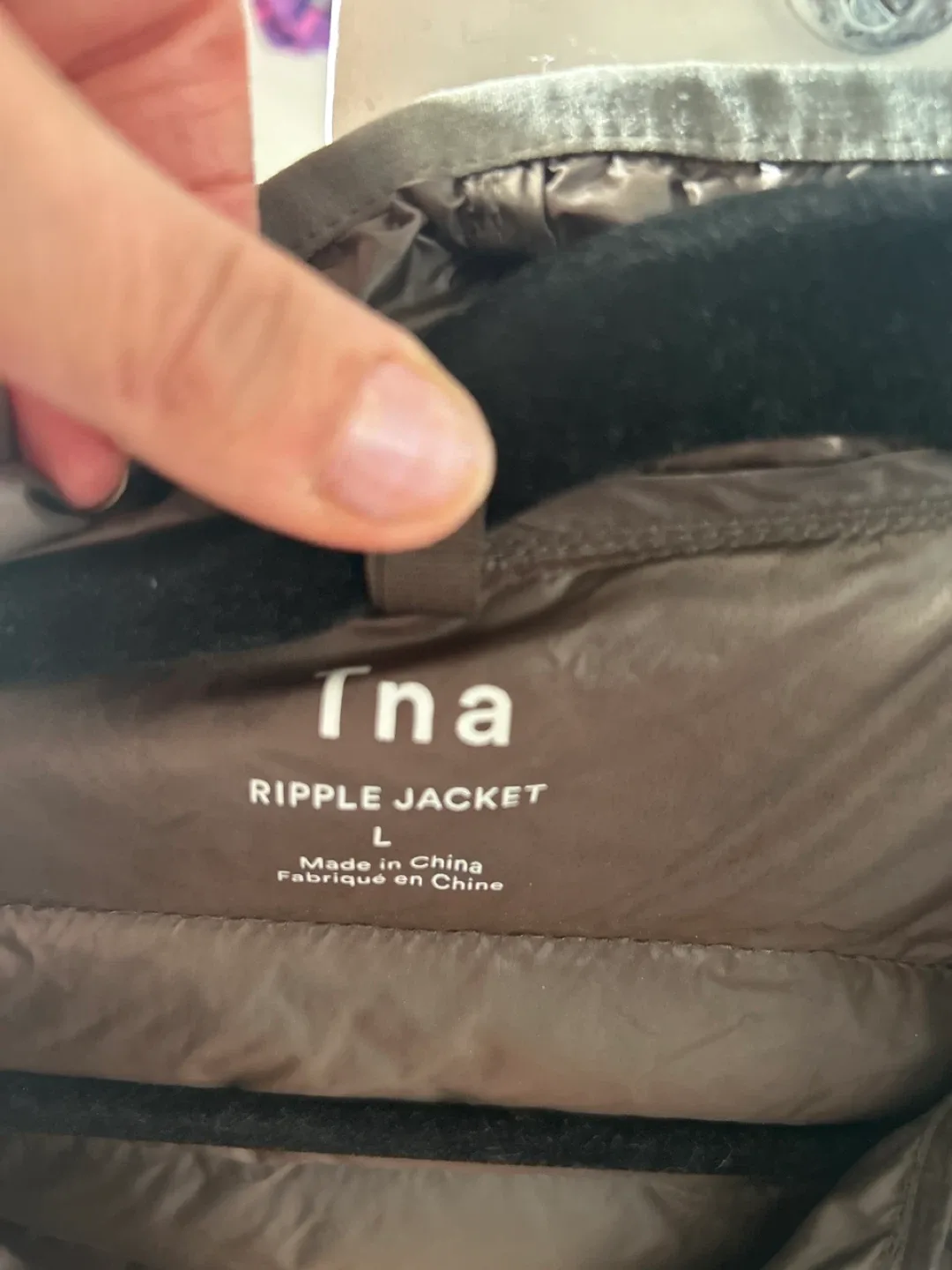 TNA Ripple Jacket - Size L image indicator(2)
