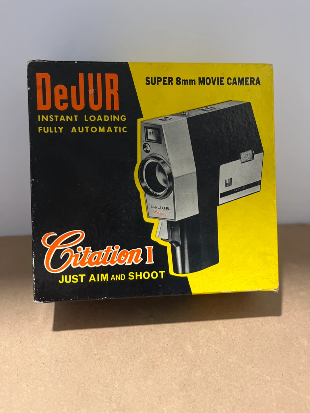 DeJur Citation I Super 8 Movie Camera - photo 2