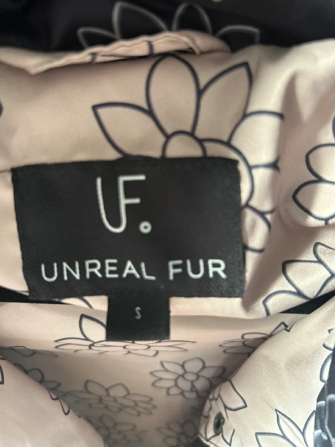Unreal Fur Puffer Jacket - Size Small image indicator(2)
