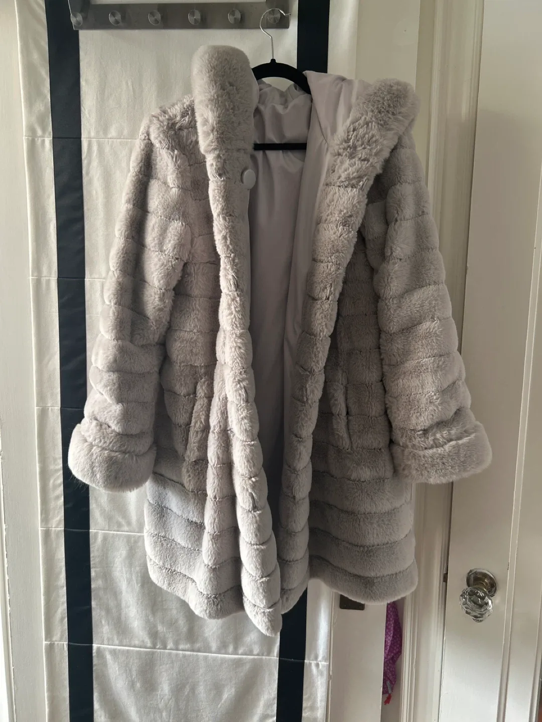 Tanjay reversible Faux Fur Hooded Coat - Size L