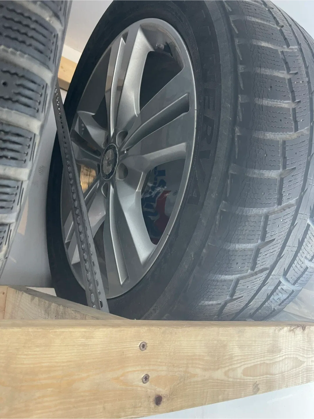 Set of 4 Ecovision Winter Tires 255/50R19 Including RIM image indicator(2)