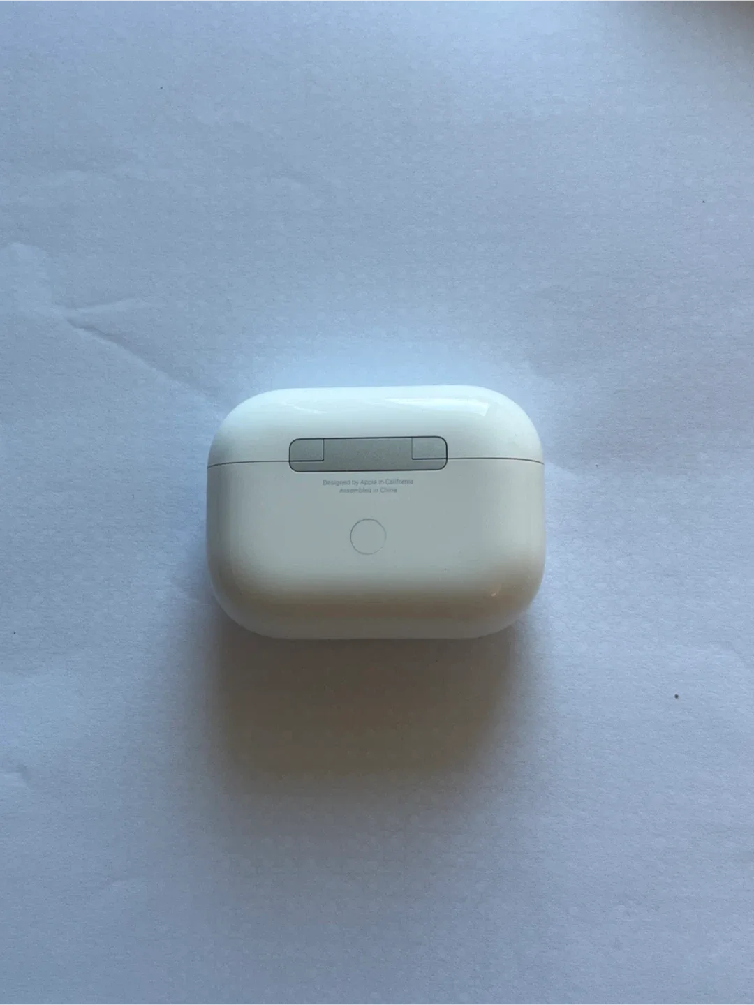 Apple AirPods Pro Case - White image indicator(3)