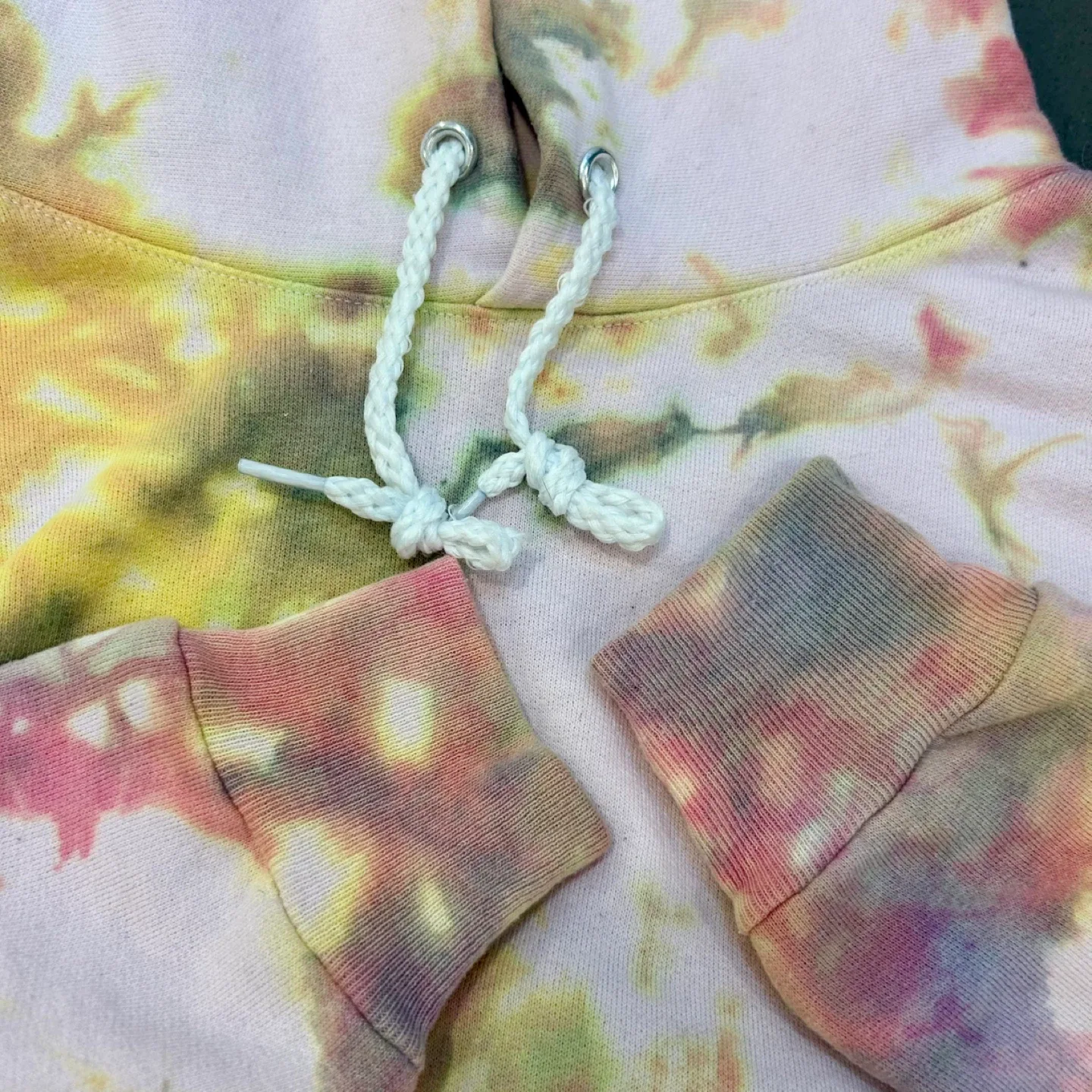 Hanes EcoSmart Tie Dye Hoodie - Size S image indicator(4)