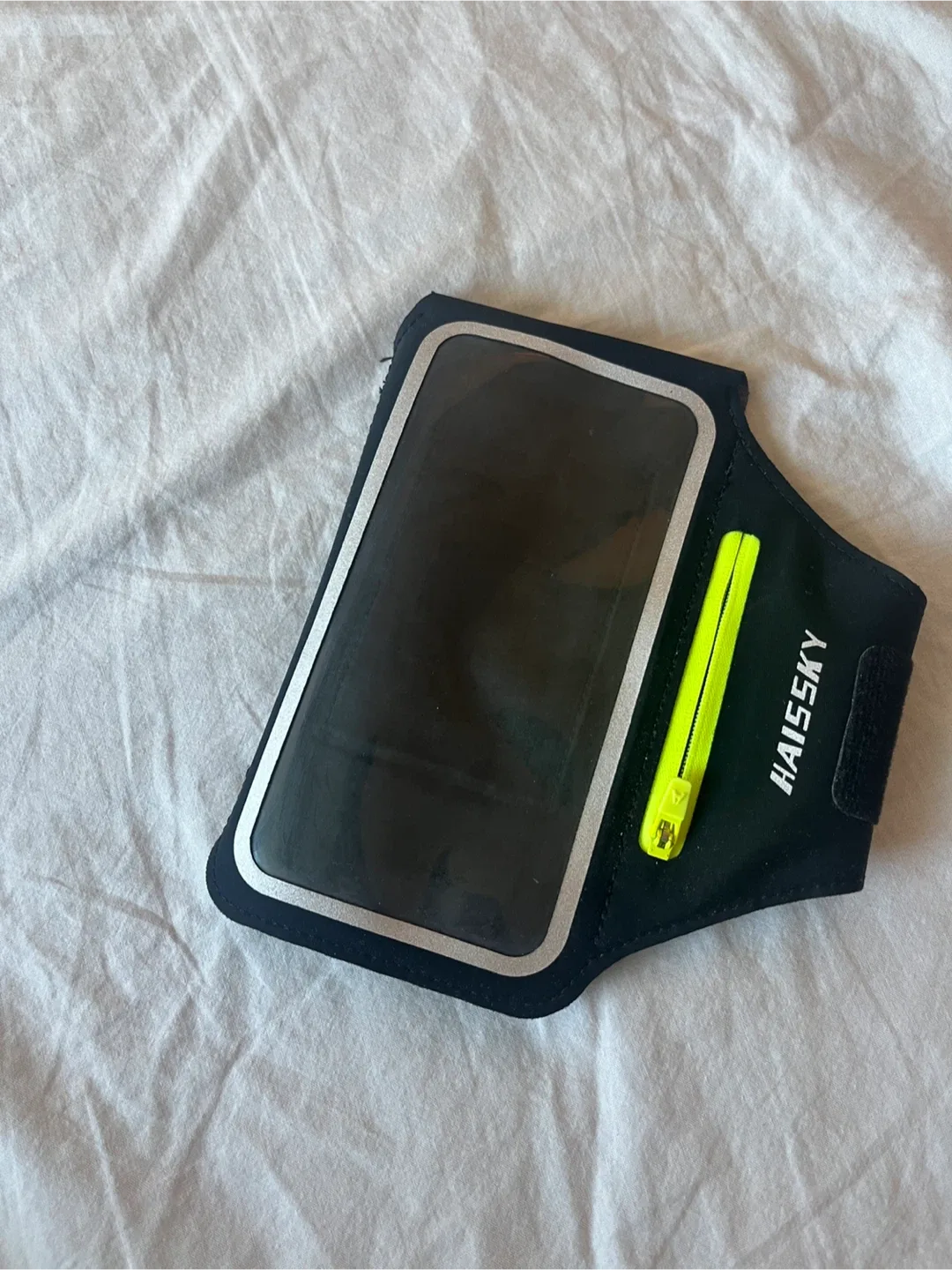 Arm pouch for running