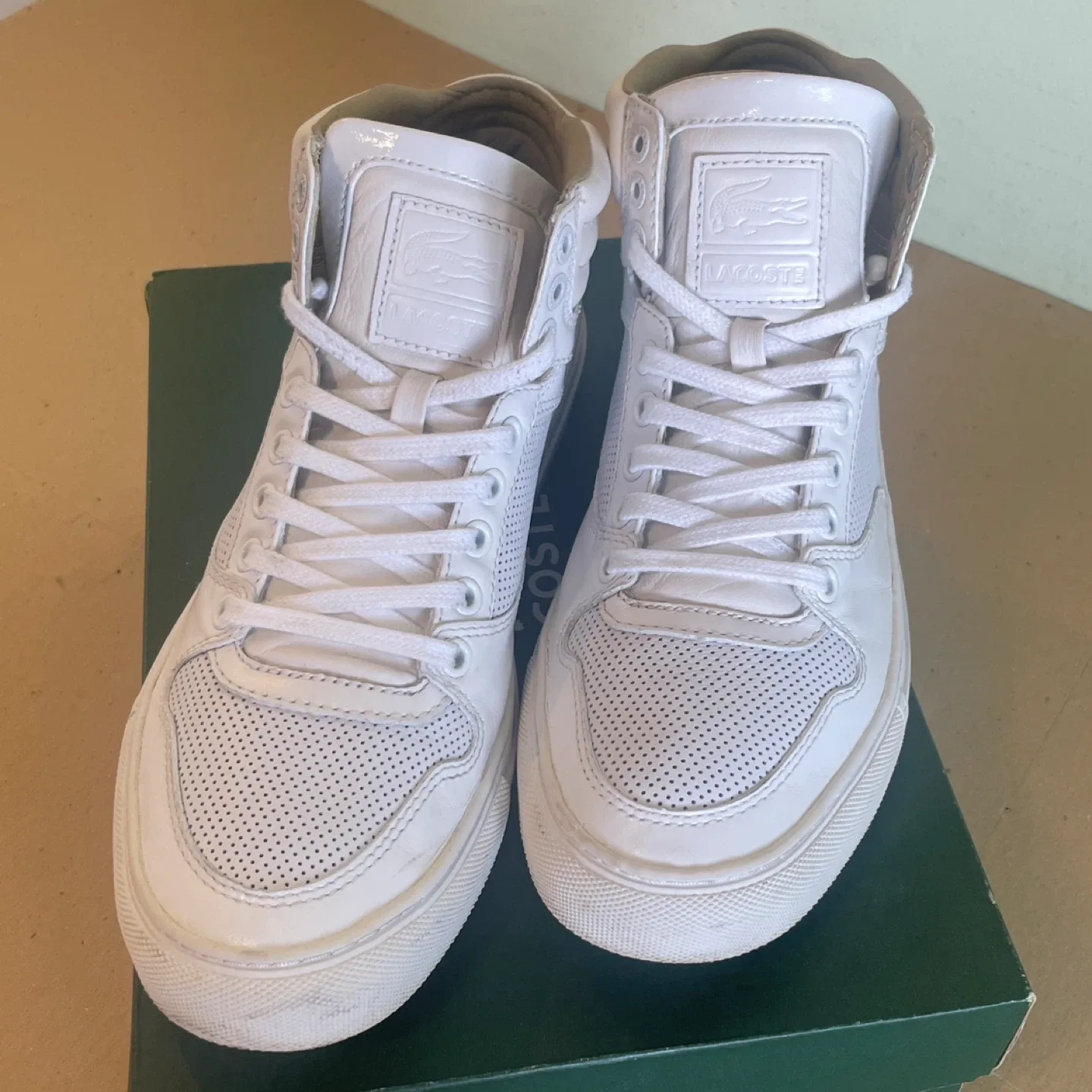 Lacoste High-Top Leather Sneaker Shoes Cadmus UE 9.5M image indicator(3)