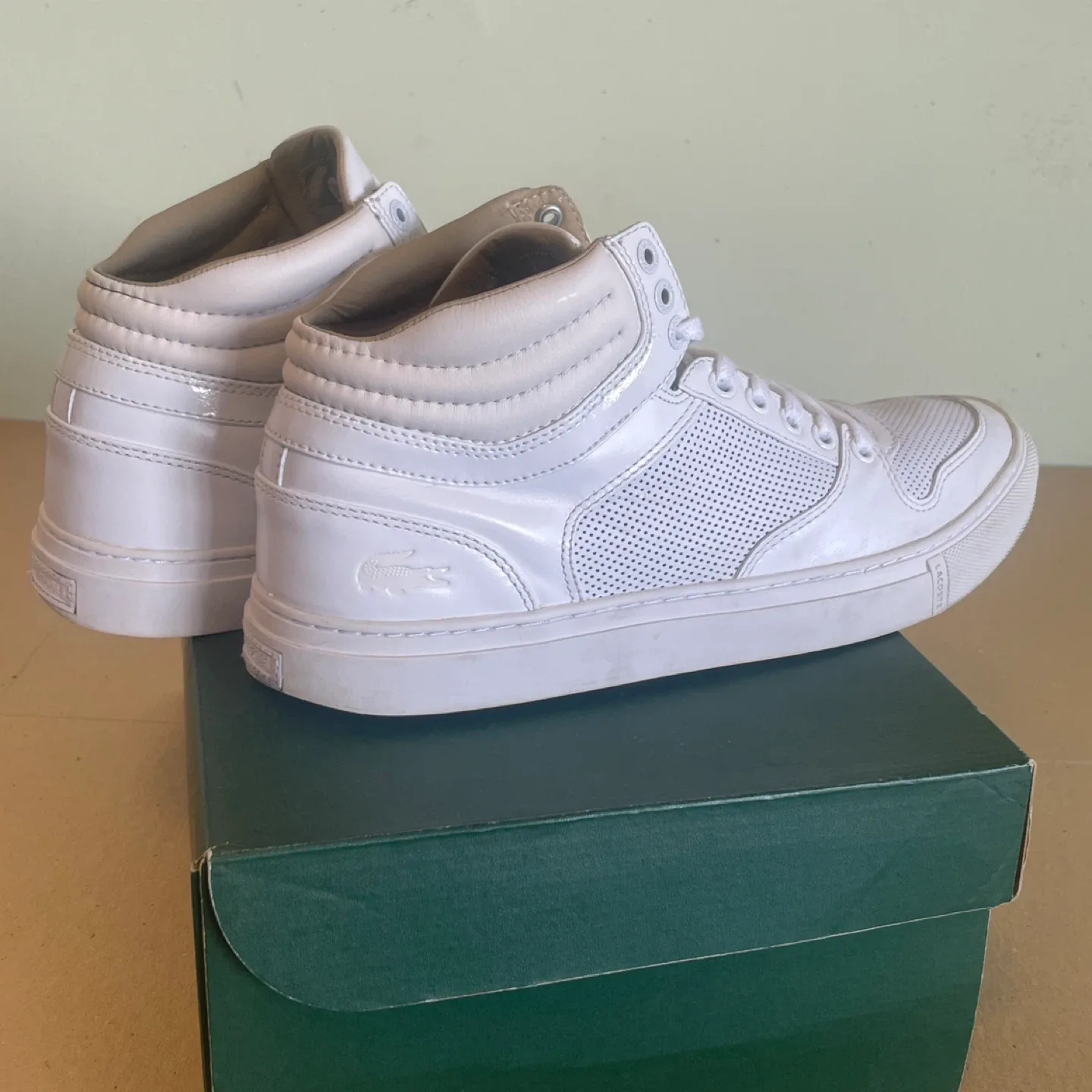 Lacoste High-Top Leather Sneaker Shoes Cadmus UE 9.5M image indicator(4)