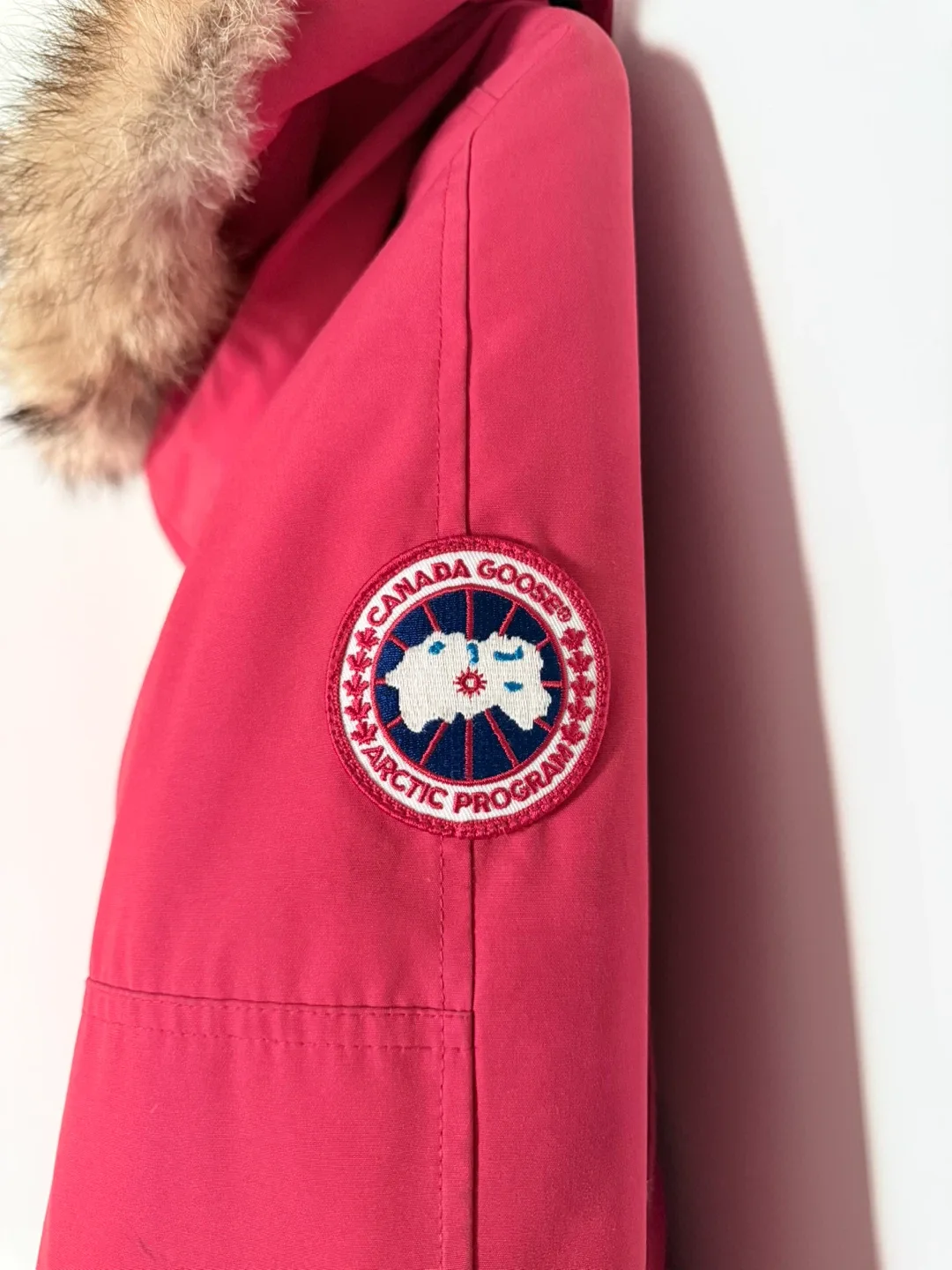Canada Goose Bomber Jacket - Size 2XS image indicator(5)