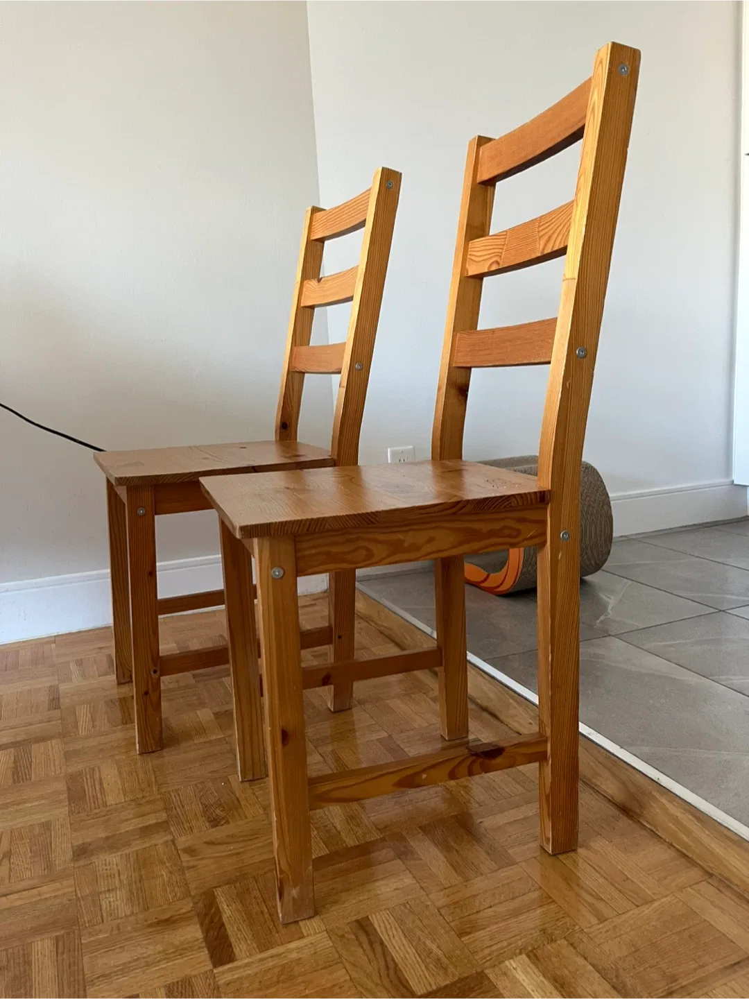 Set of Two Wooden Chairs image indicator(4)