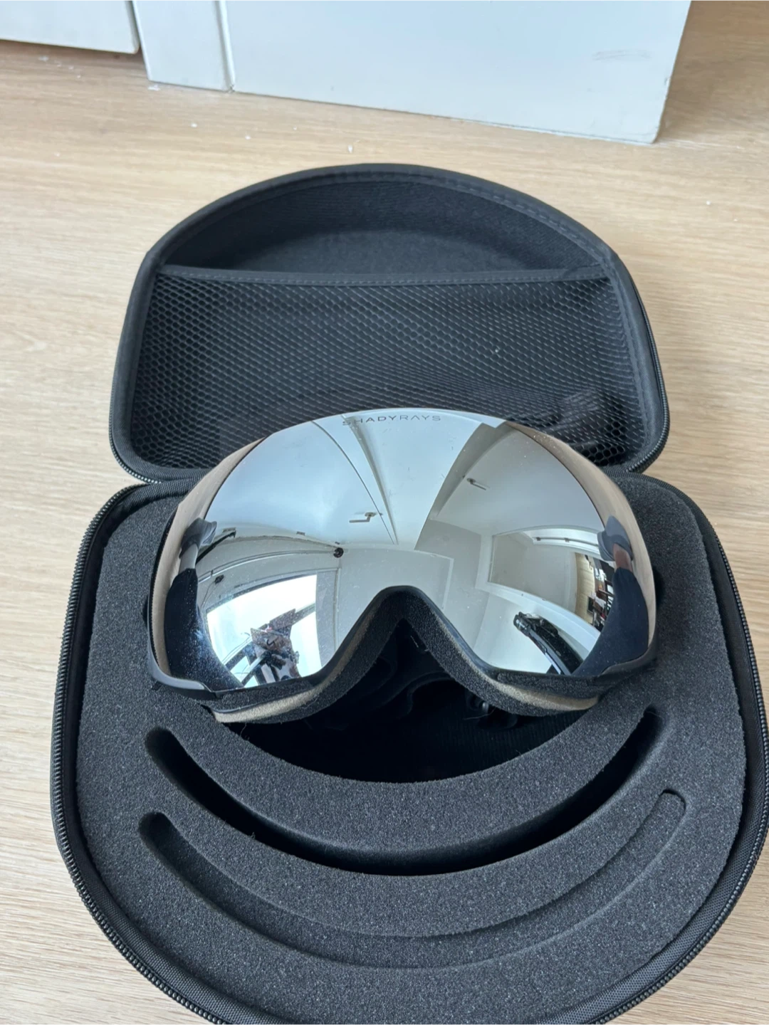 Shady Rays Ski Goggles w/ Case