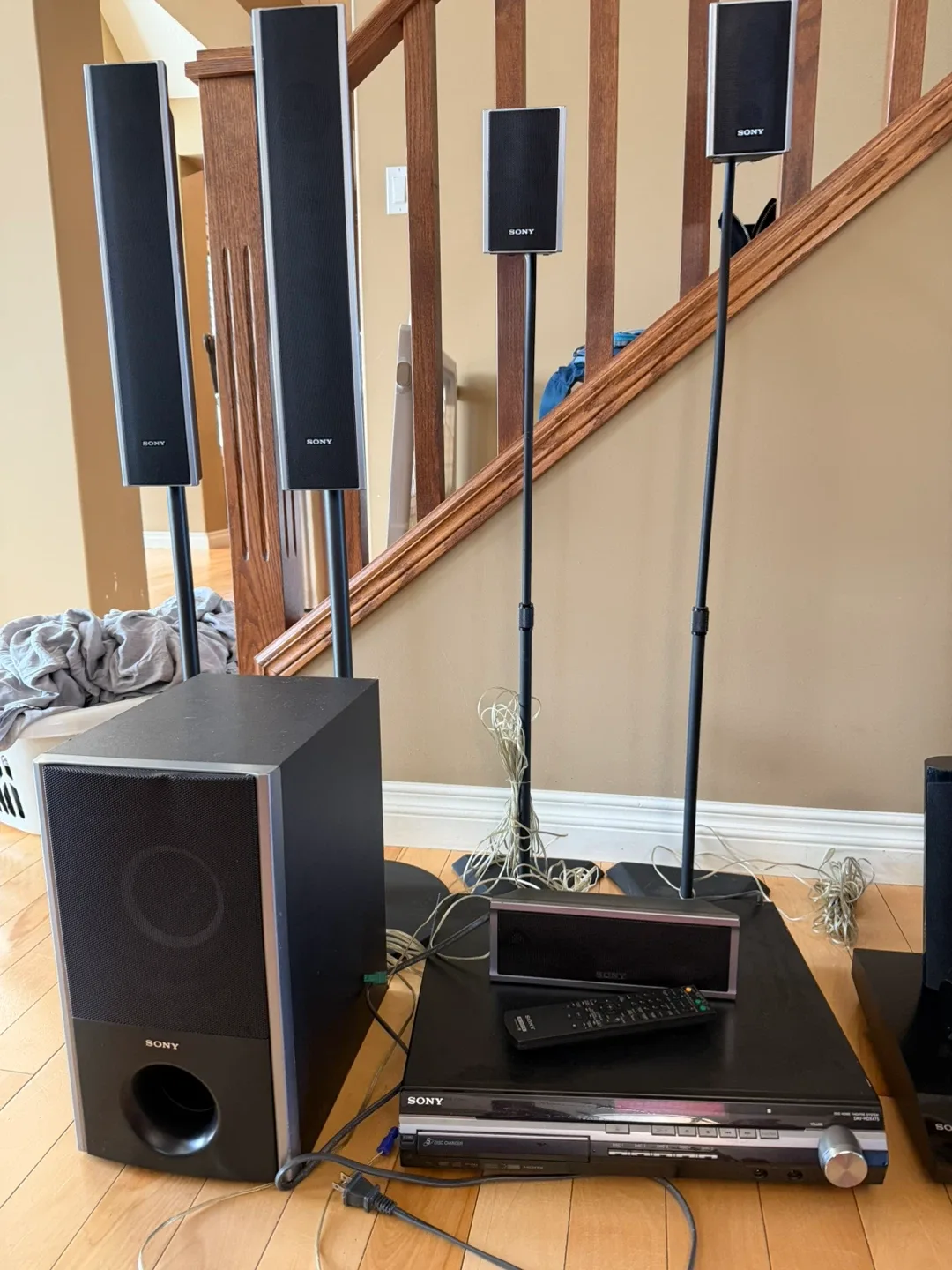 Sony HCD-HDX475 5.1 Channel Home Theatre System