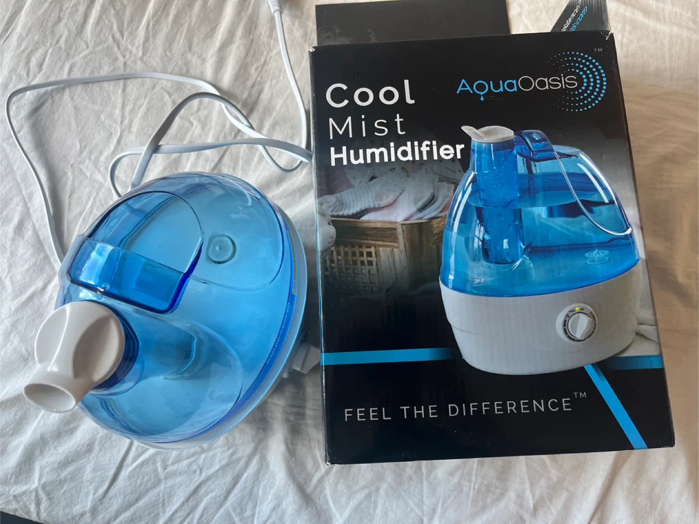 AquaOasis Cool Mist Humidifier w/ Box