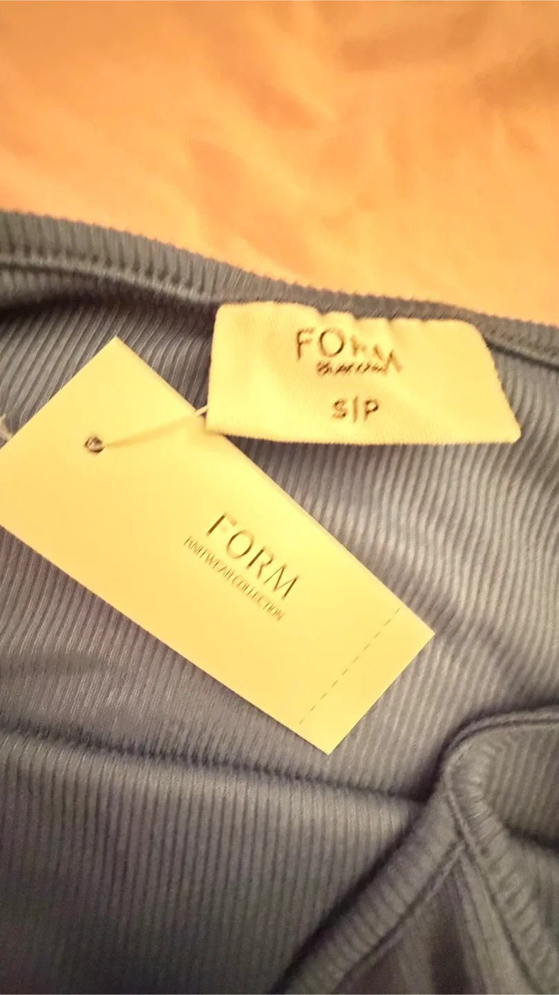 Form Ribbed Bodysuit - Size S image indicator(3)