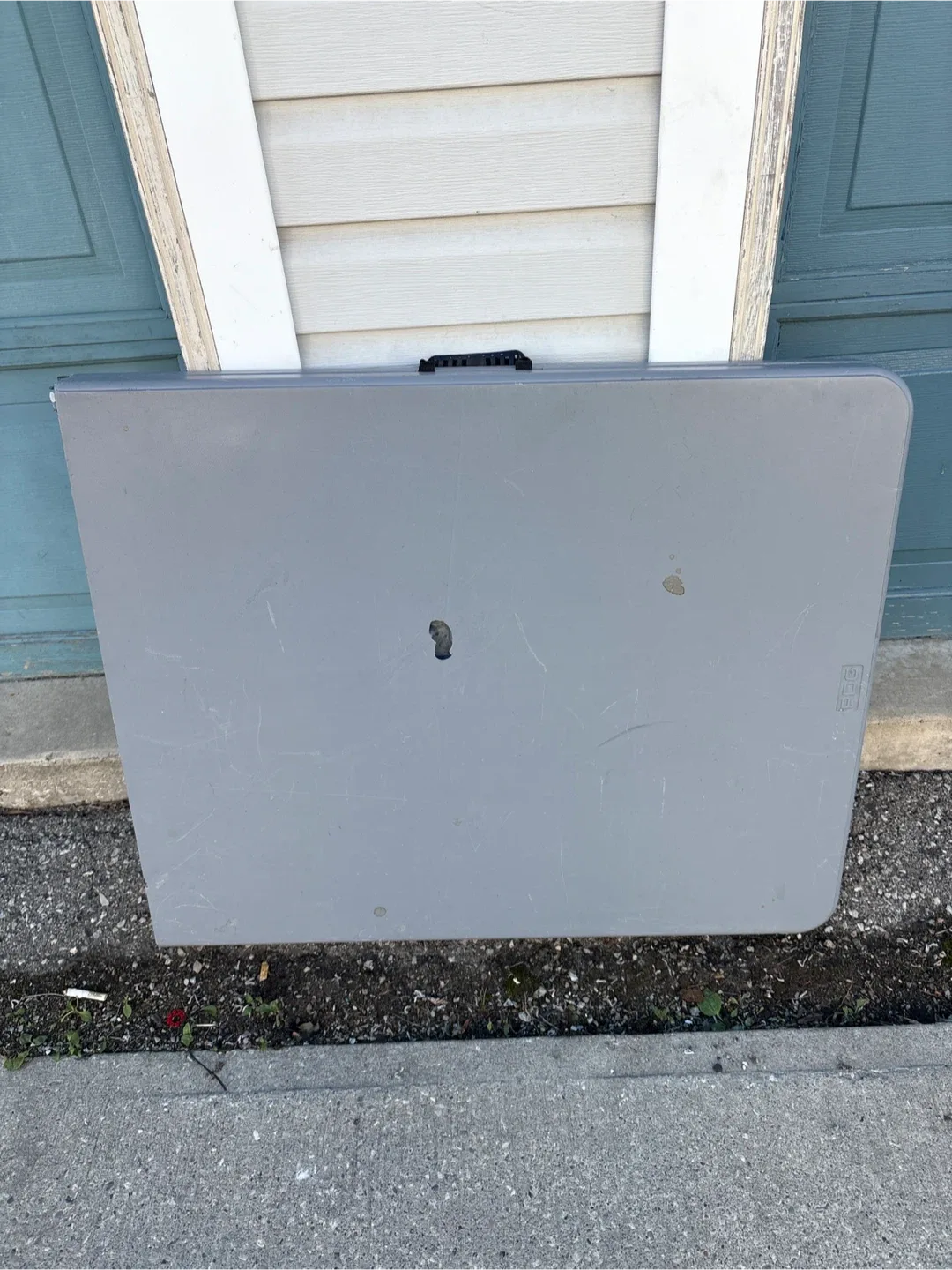 Grey Folding Table image indicator(2)