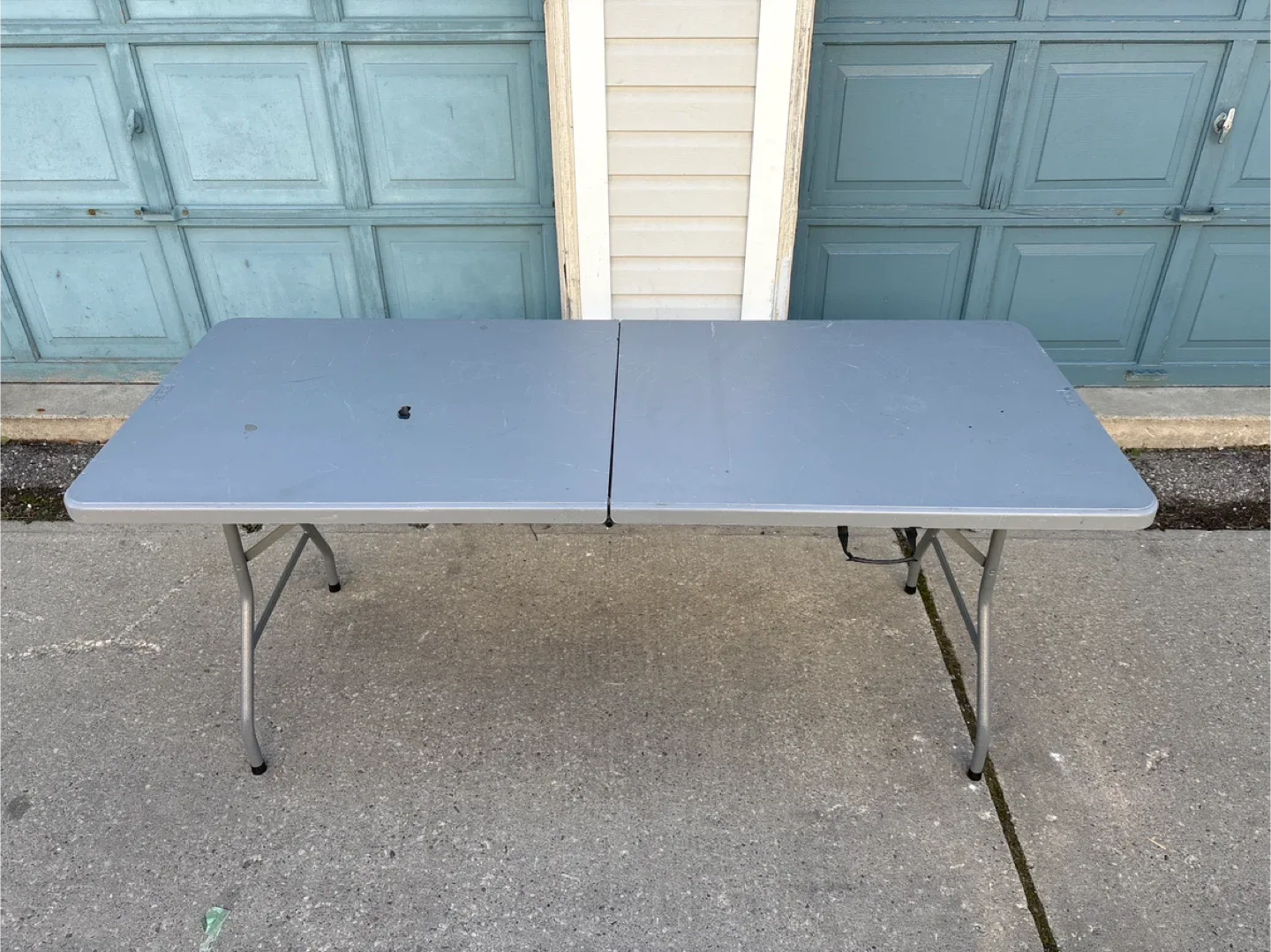 Grey Folding Table image indicator(4)