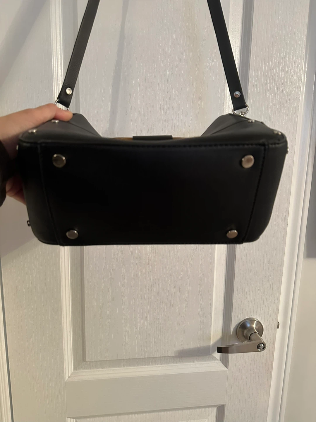 Black Handbag with Tortoise Handles - photo 5