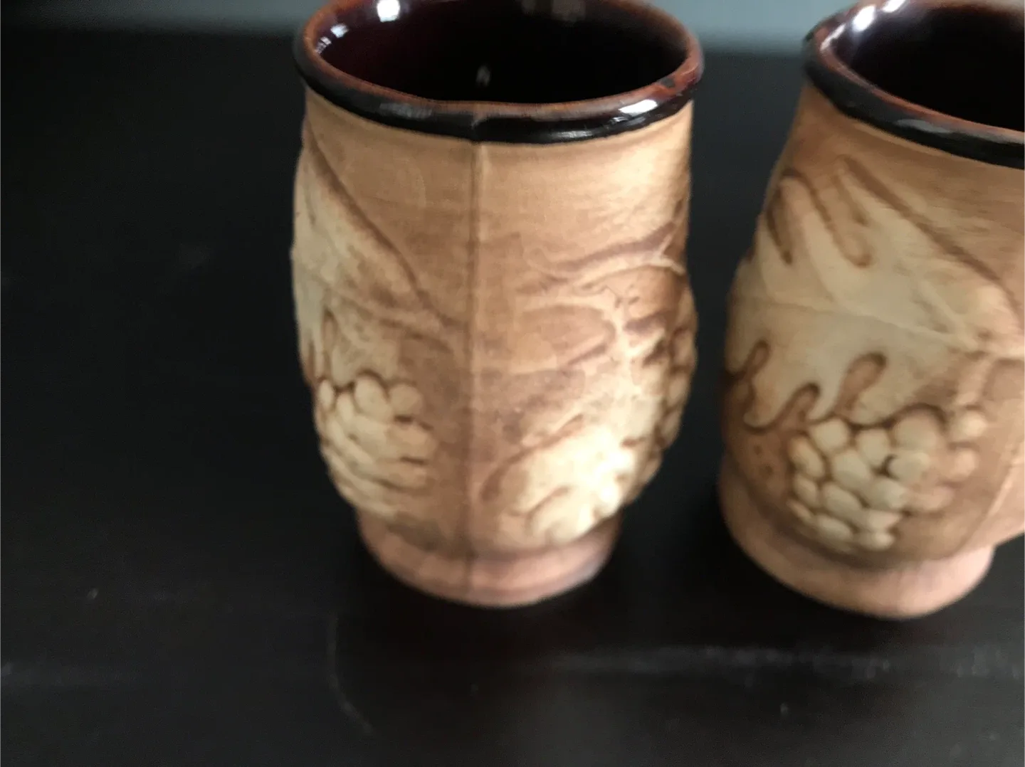 Set of 2 Decorative Ceramic Mugs image indicator(4)