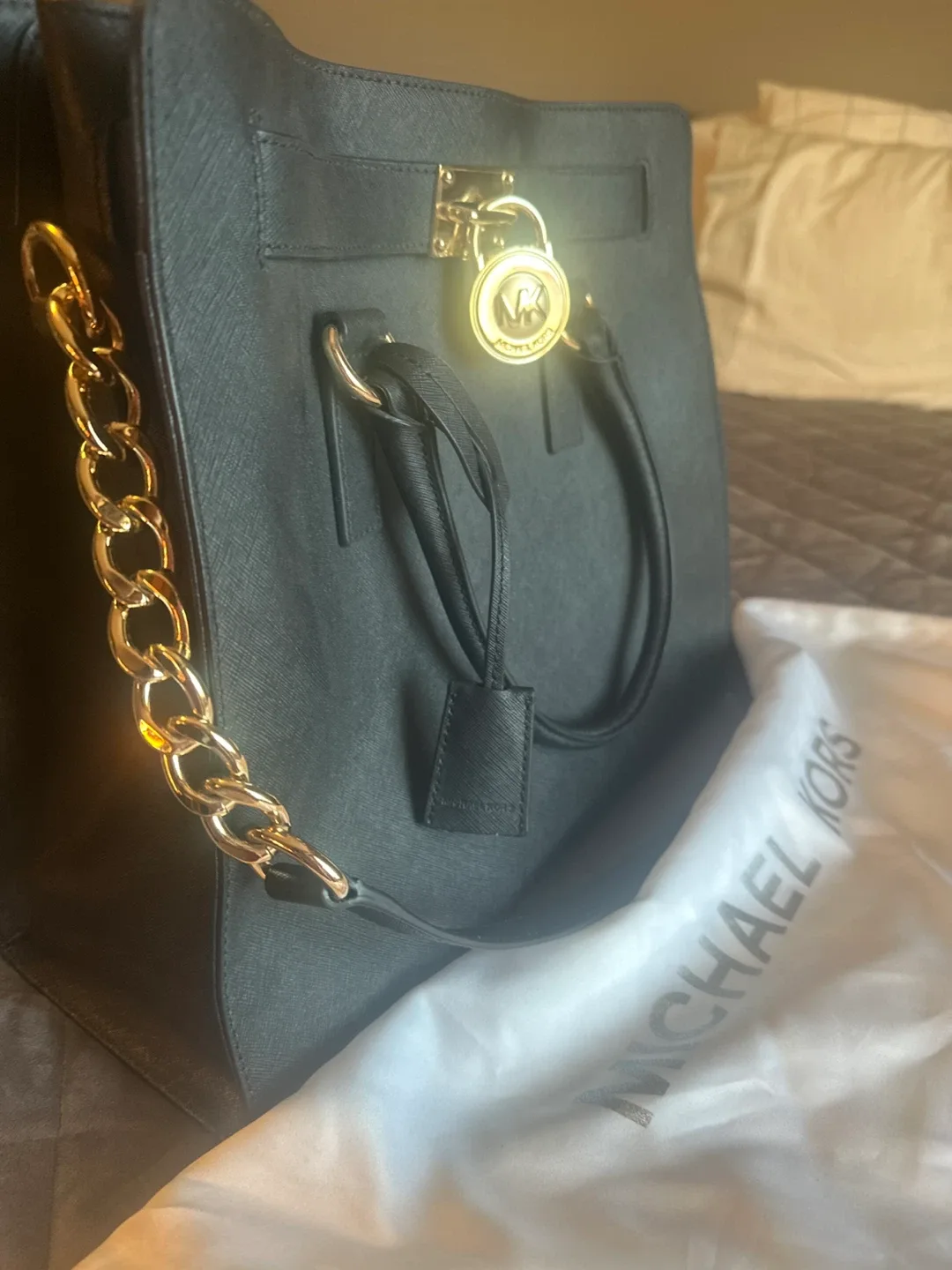 Michael Kors Black Leather Tote Bag image indicator(6)