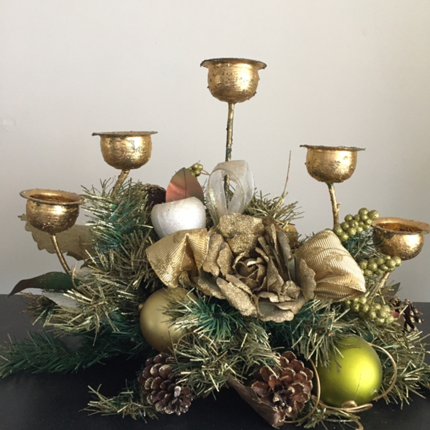 Gold Christmas Candle Holder Centrepiece - photo 3