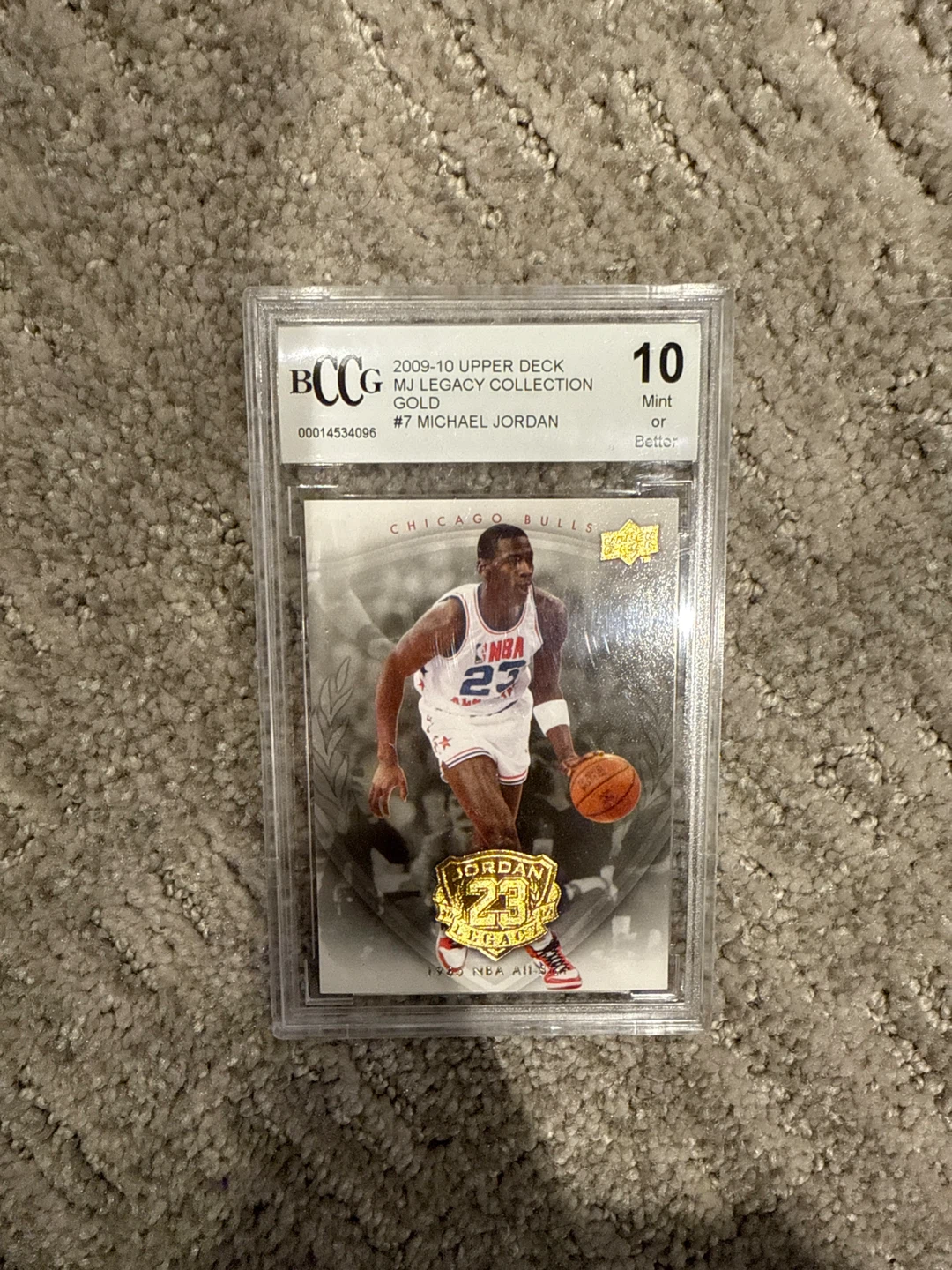 Michael Jordan Upper Deck Legacy Collection Gold Card