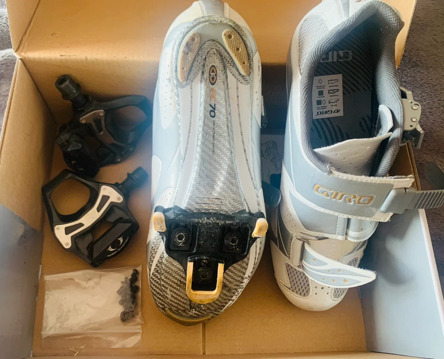 Giro Espada Women's Cycling Shoes (+pedals) Size 39.5 image indicator(2)